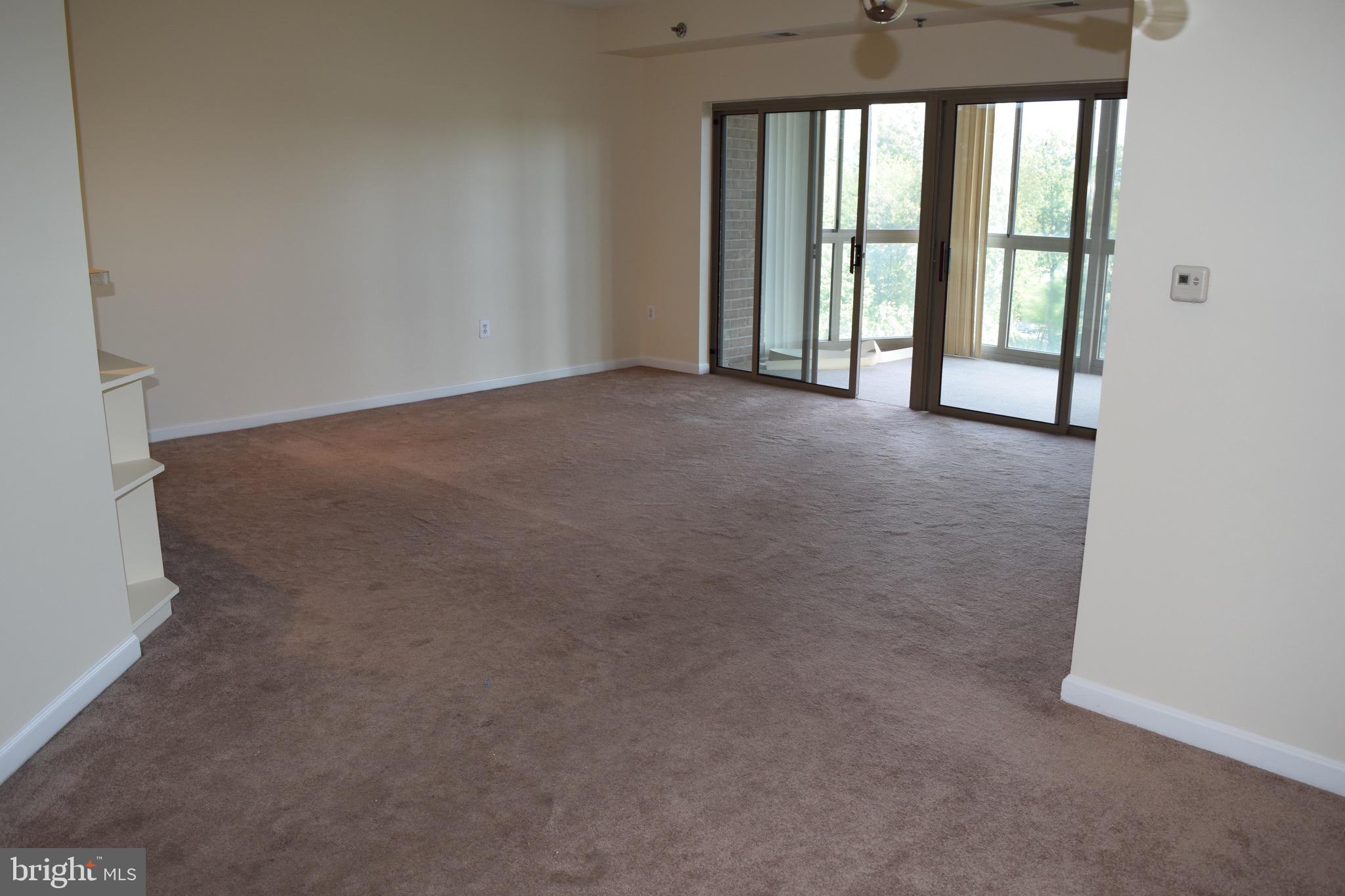 LEISURE WORLD - Residential