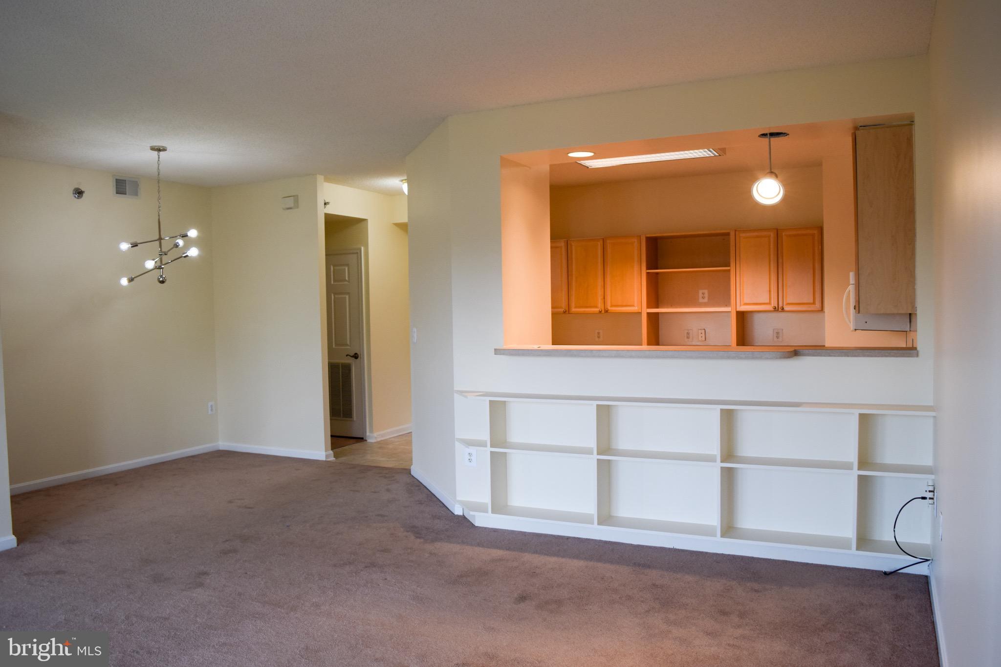 LEISURE WORLD - Residential