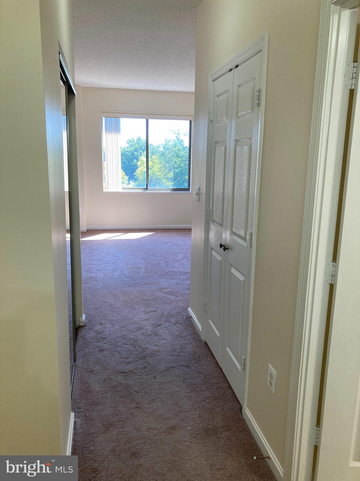 LEISURE WORLD - Residential