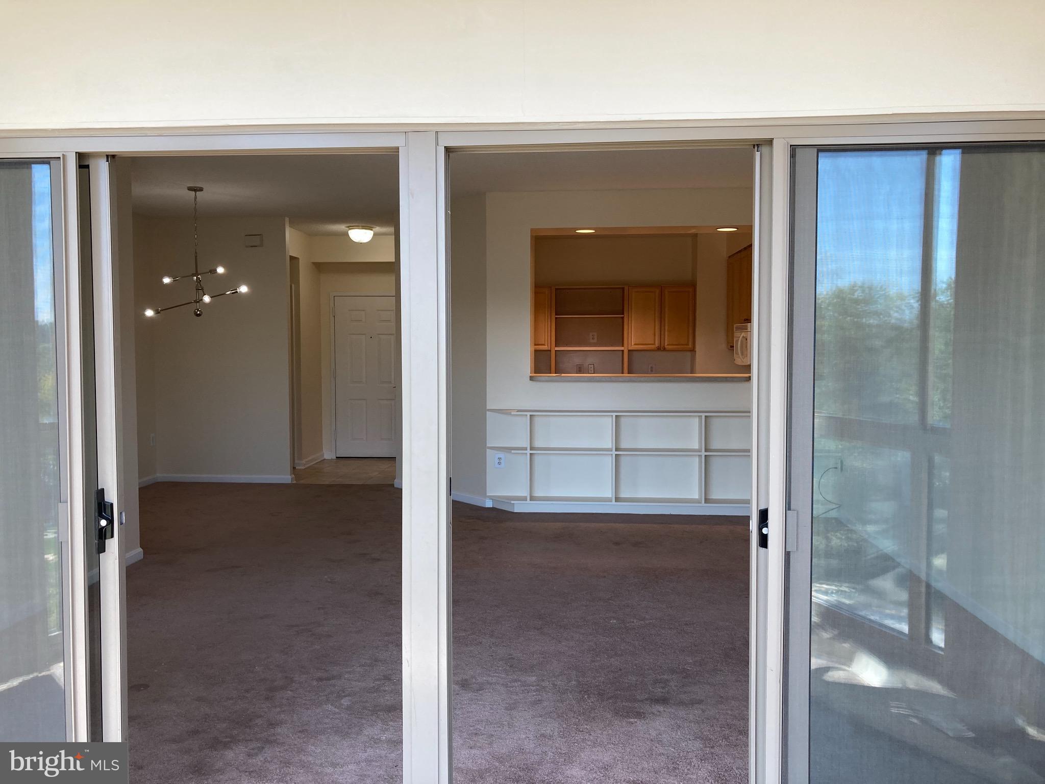 LEISURE WORLD - Residential