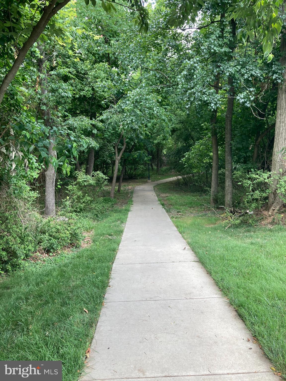 LEISURE WORLD - Residential