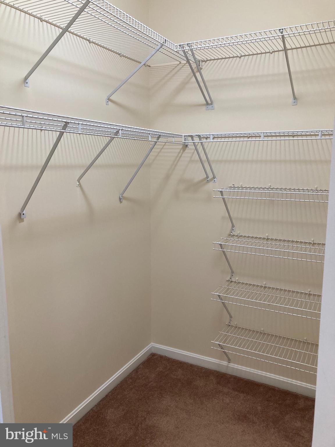 LEISURE WORLD - Residential