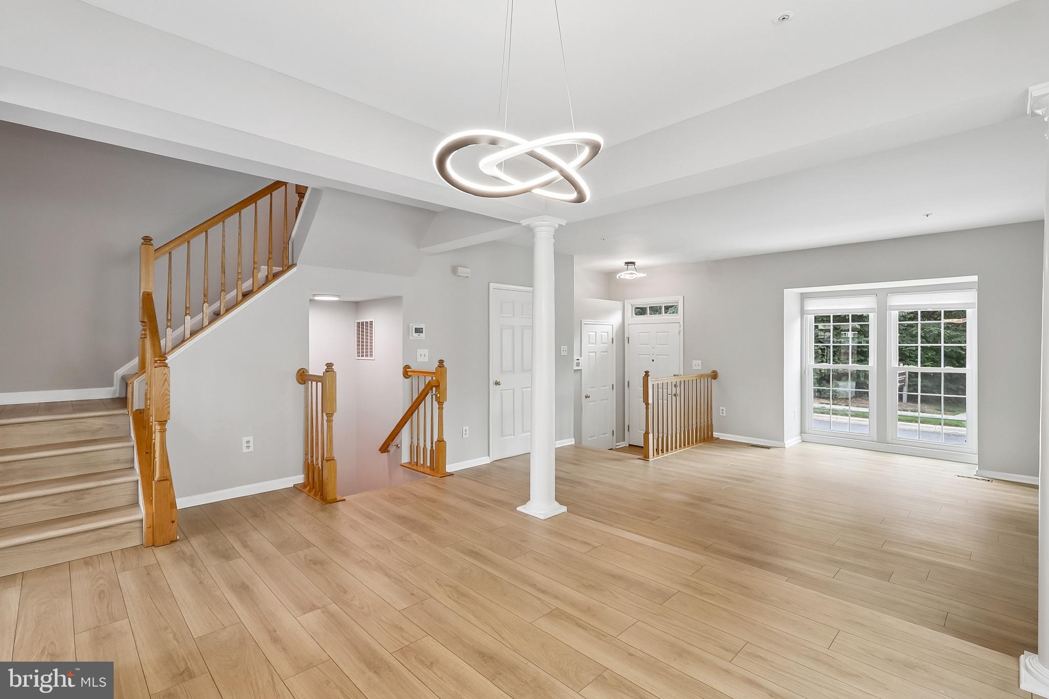 13004 PRAIRIE KNOLL COURT