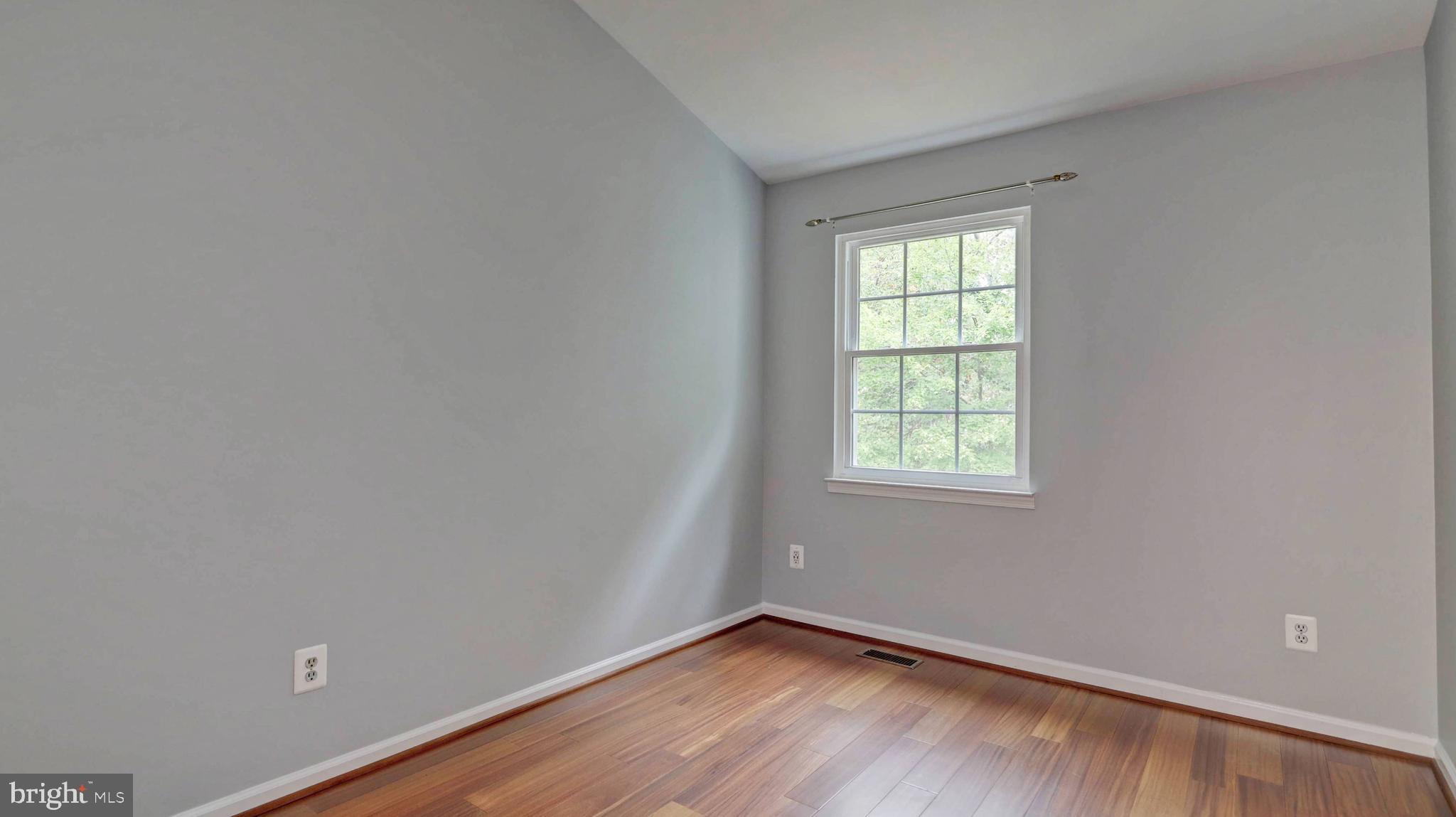 VILLAGE OF MOUNT AIR - Residential Lease