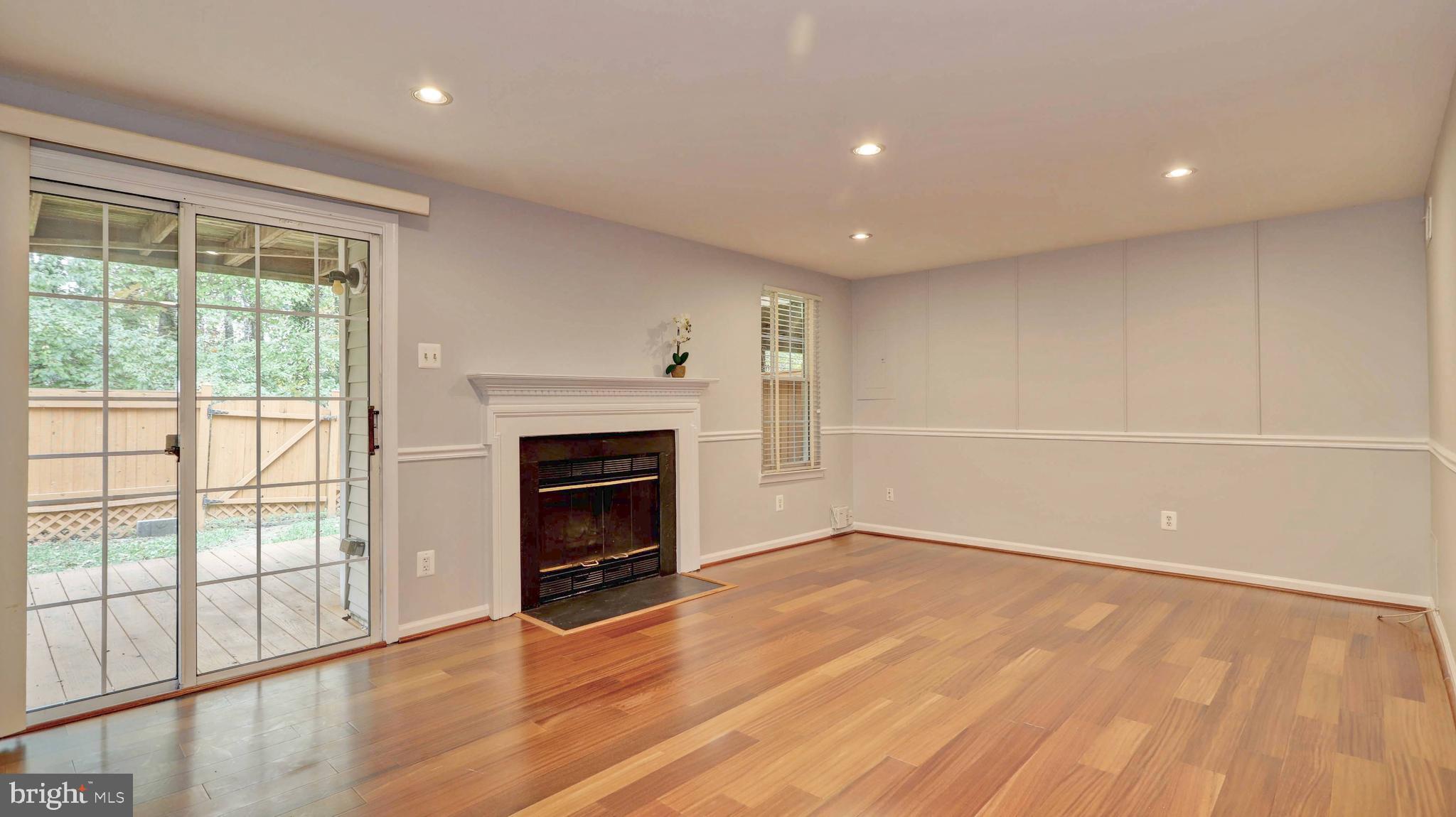 VILLAGE OF MOUNT AIR - Residential Lease