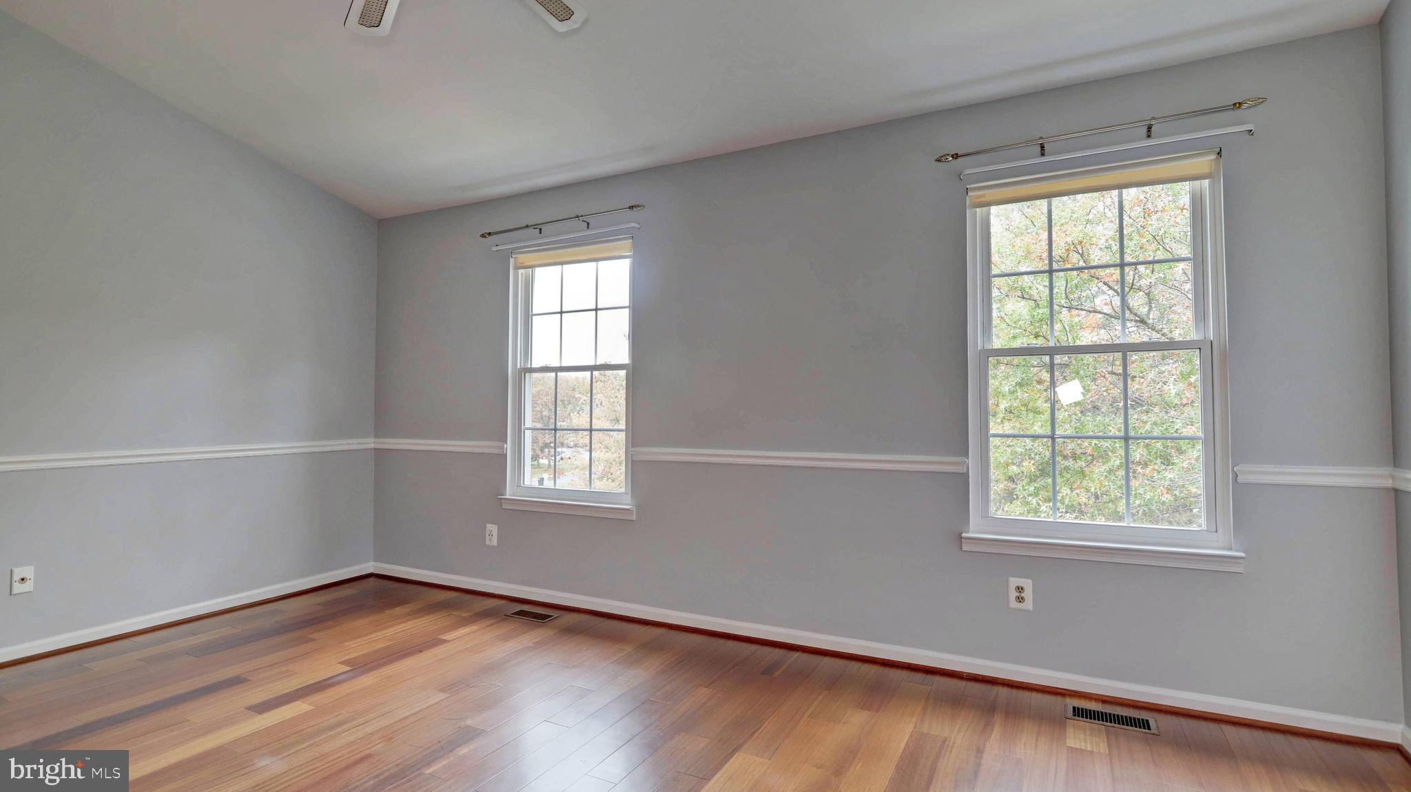 VILLAGE OF MOUNT AIR - Residential Lease