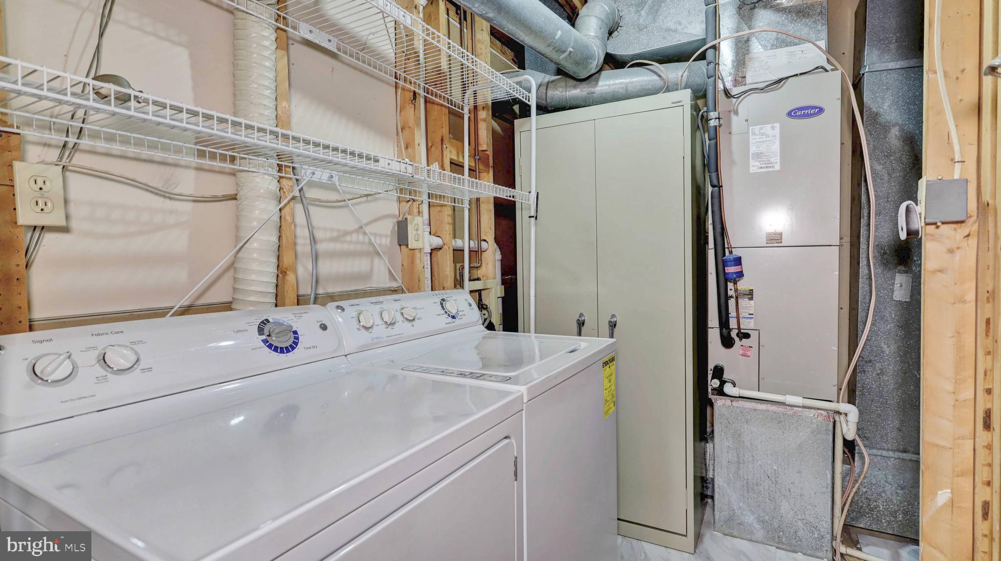 VILLAGE OF MOUNT AIR - Residential Lease