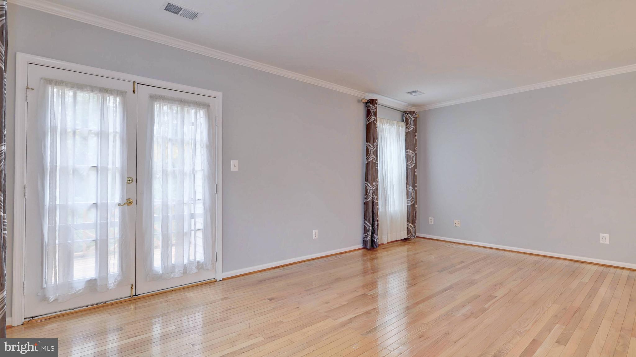 VILLAGE OF MOUNT AIR - Residential Lease