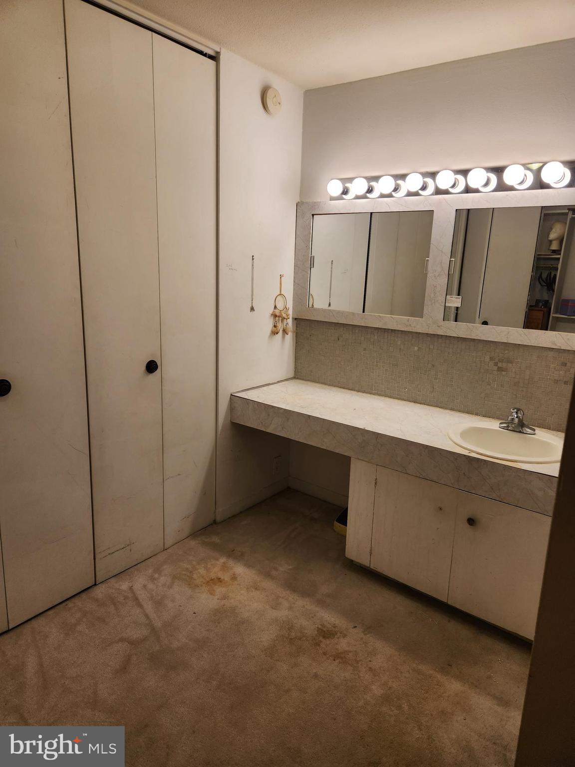 BELMONT VILLAGE - Residential