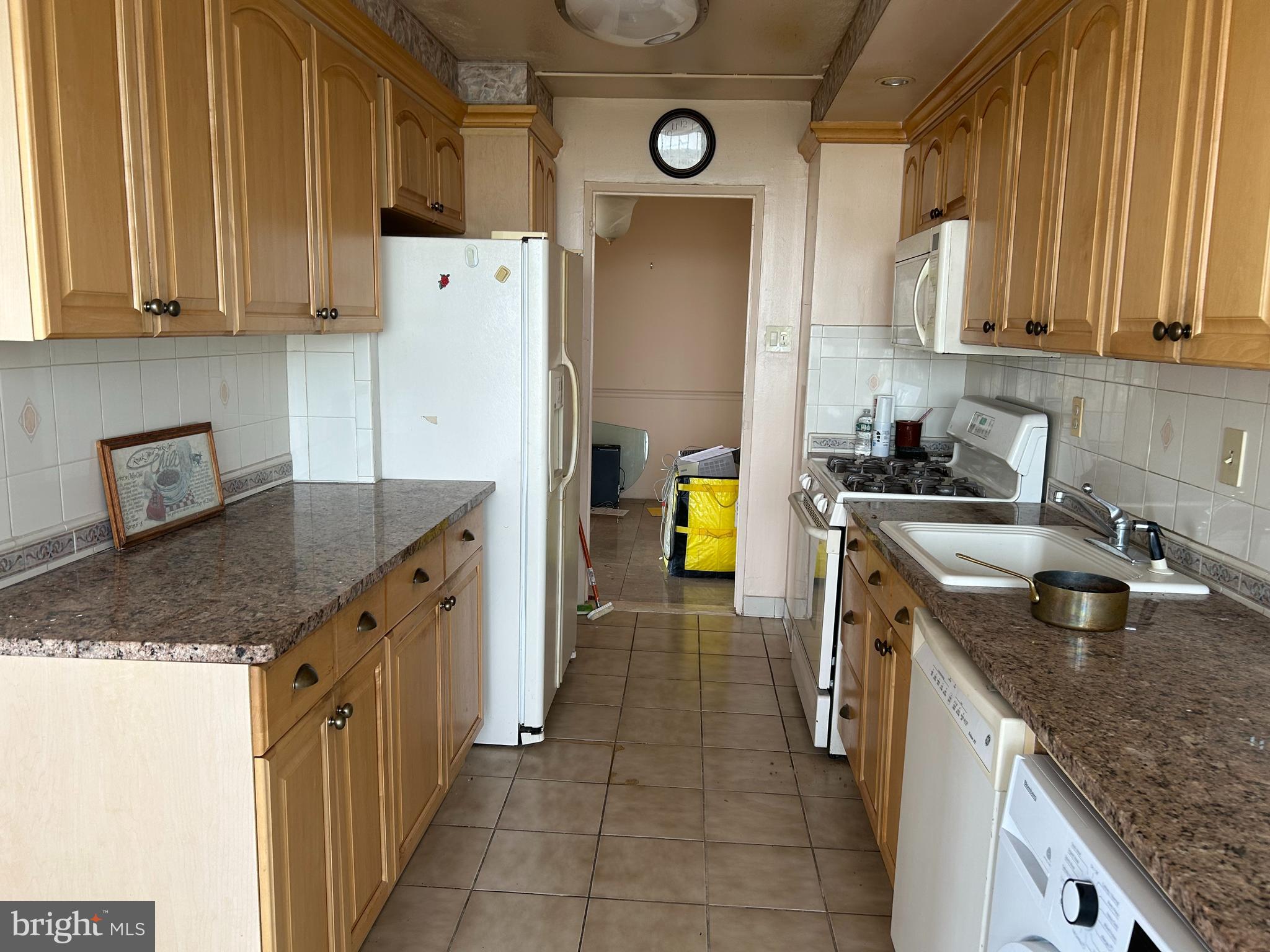 BELMONT VILLAGE - Residential