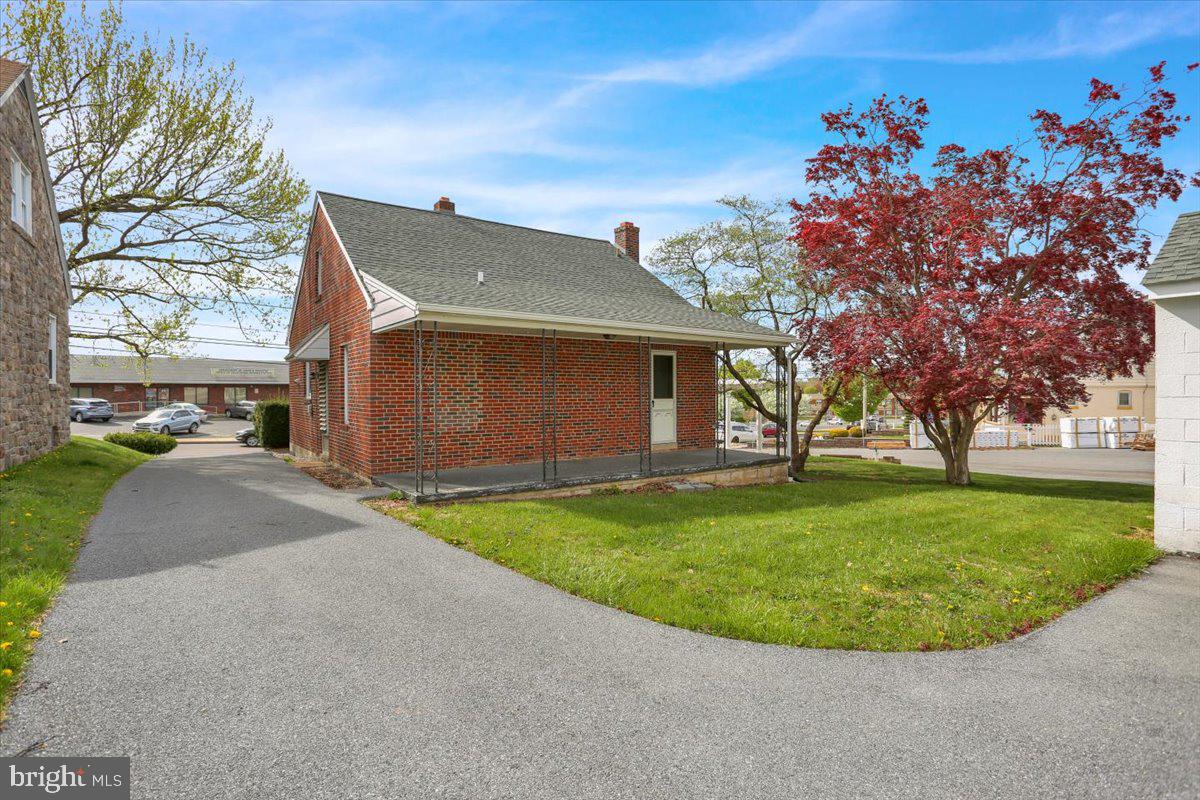 3611 KUTZTOWN ROAD