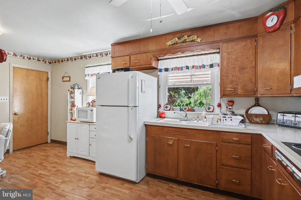 Additional image 7 of 422 Westview Drive, Akron, PA 17501