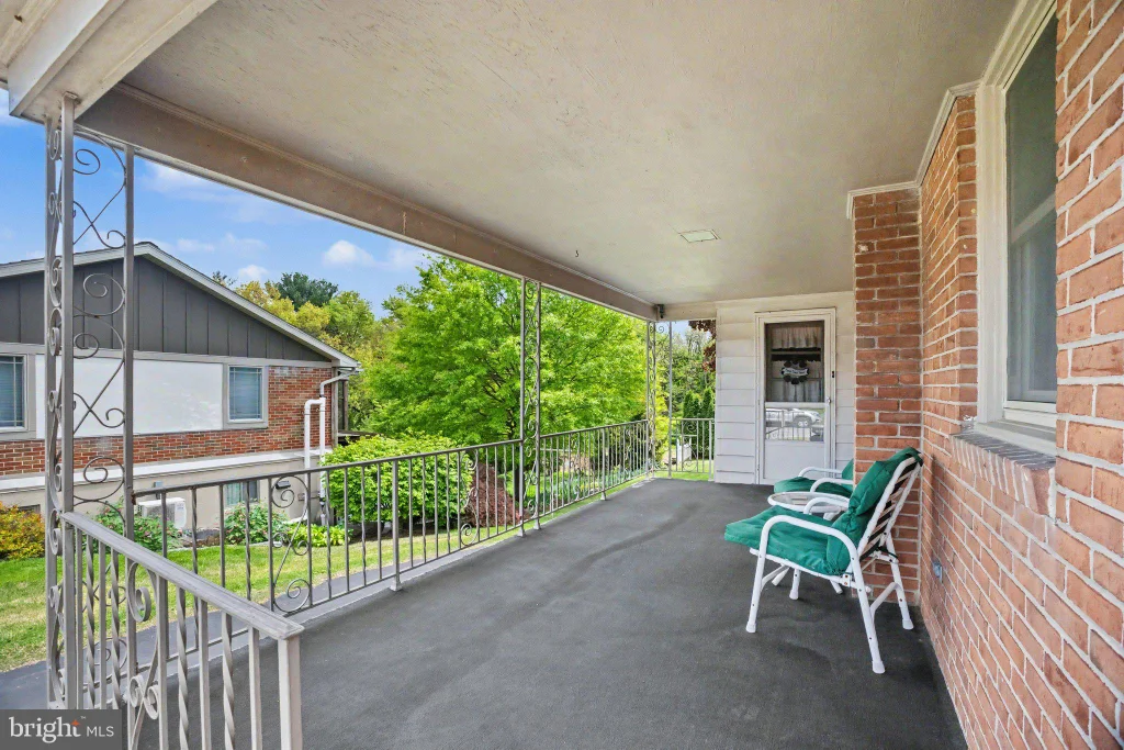 Additional image 4 of 422 Westview Drive, Akron, PA 17501