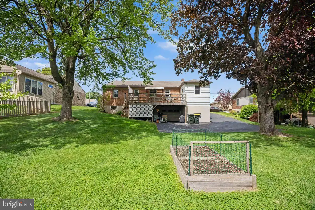 Additional image 23 of 422 Westview Drive, Akron, PA 17501