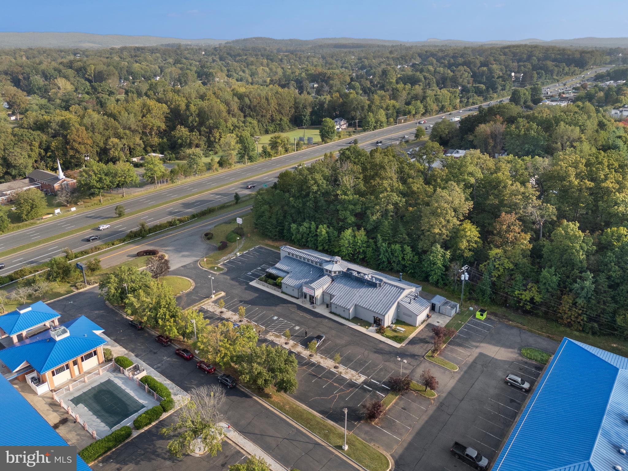 7373 COMFORT INN DRIVE