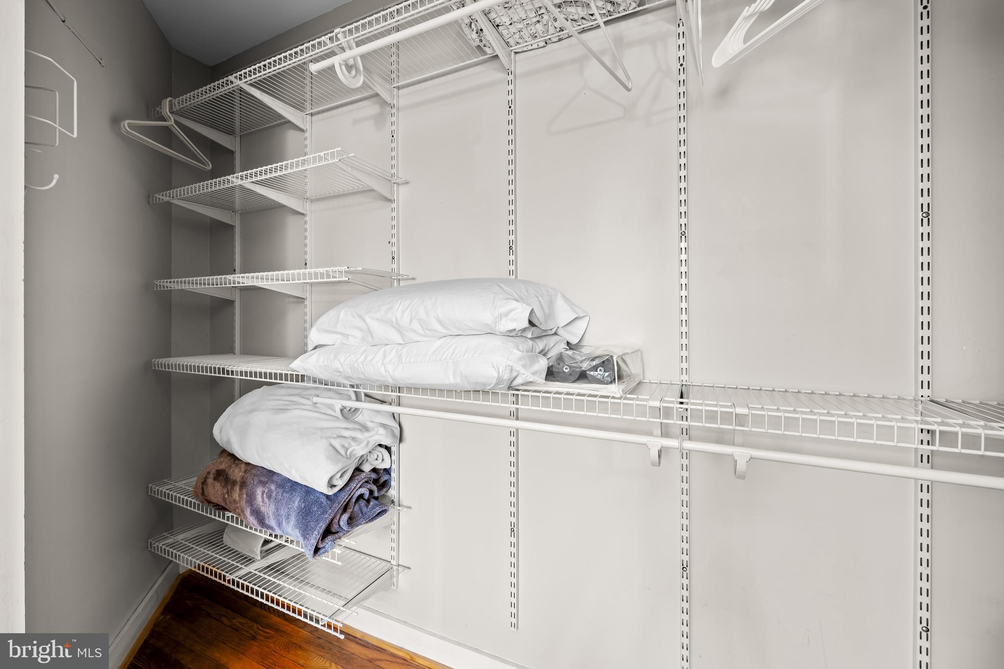 MOUNT VERNON - Residential