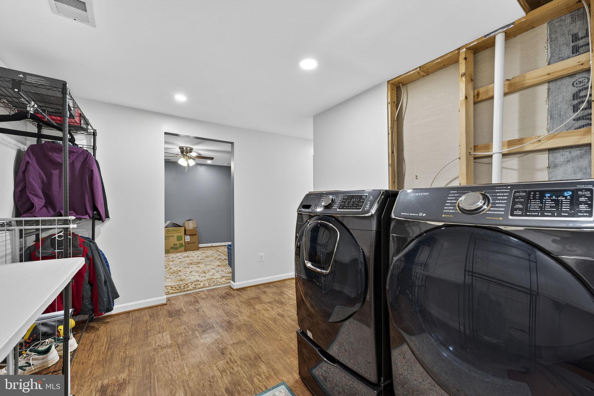 VILLAGES AT BRISTOL - Residential