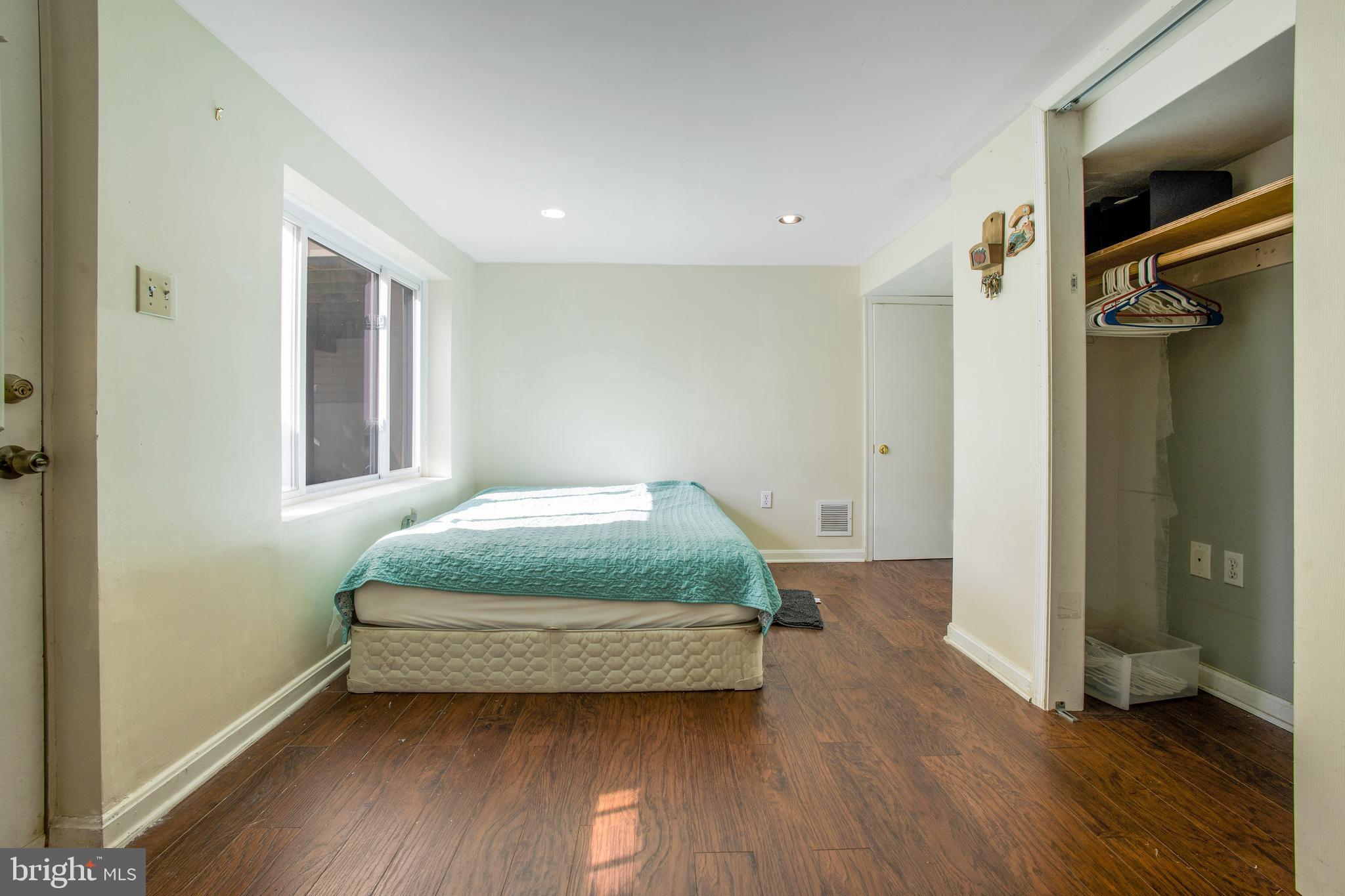 MANASSAS PARK - Residential