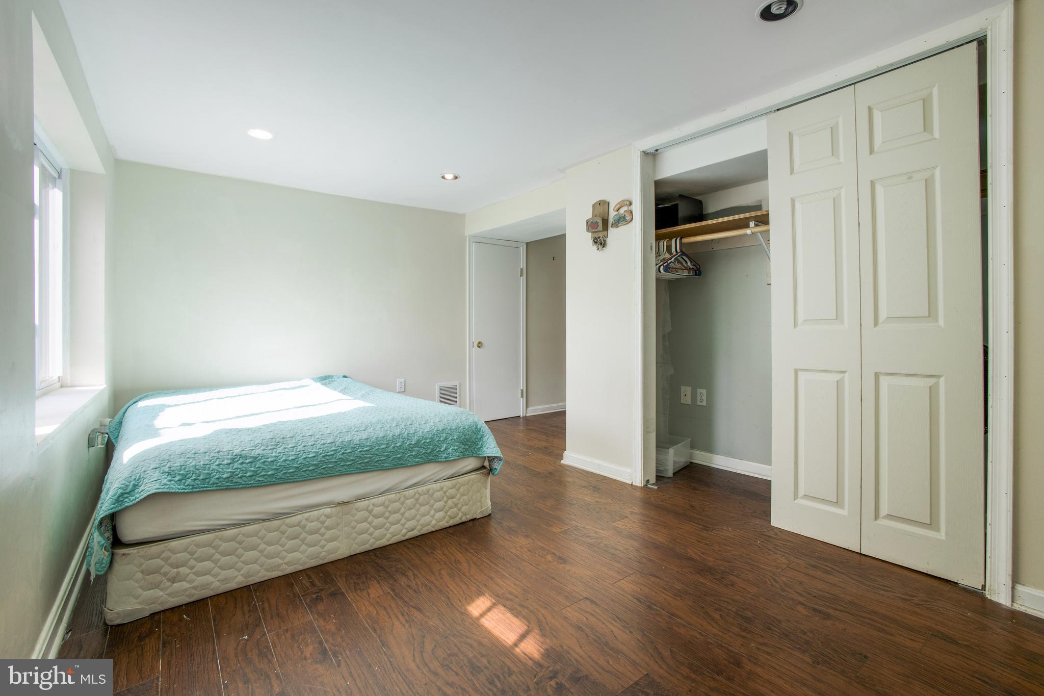 MANASSAS PARK - Residential