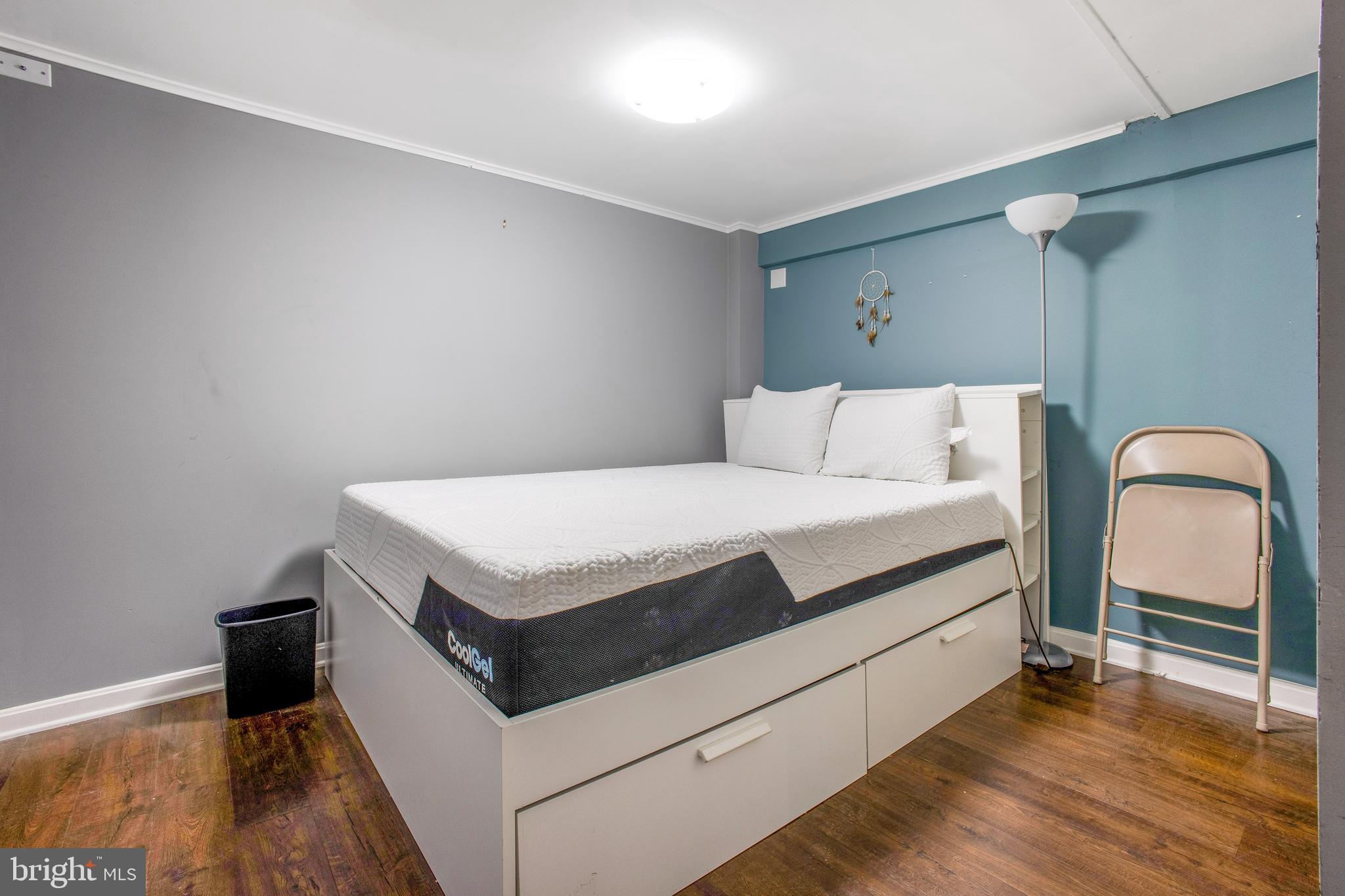 MANASSAS PARK - Residential