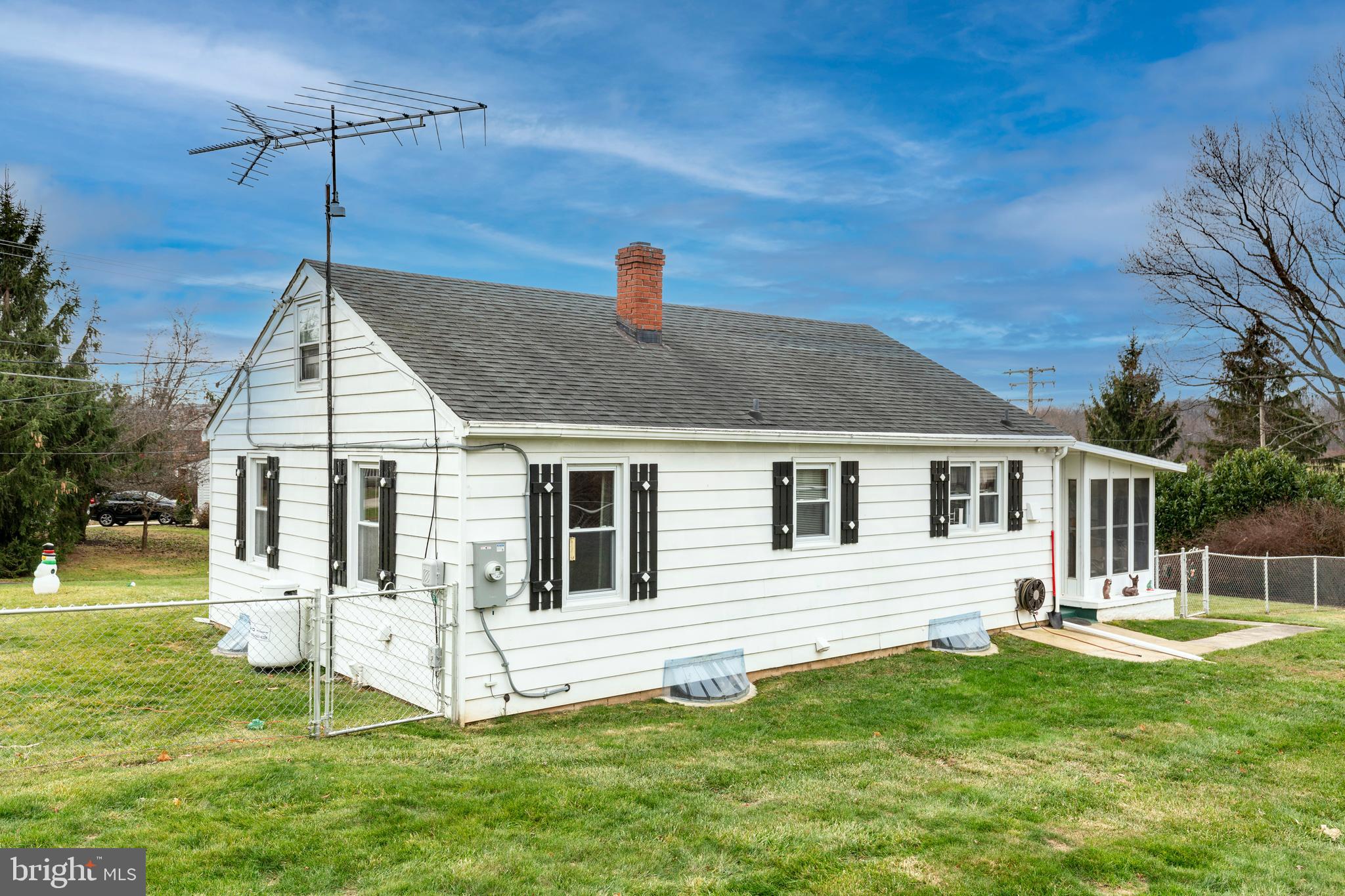 HAMPSTEAD - Residential