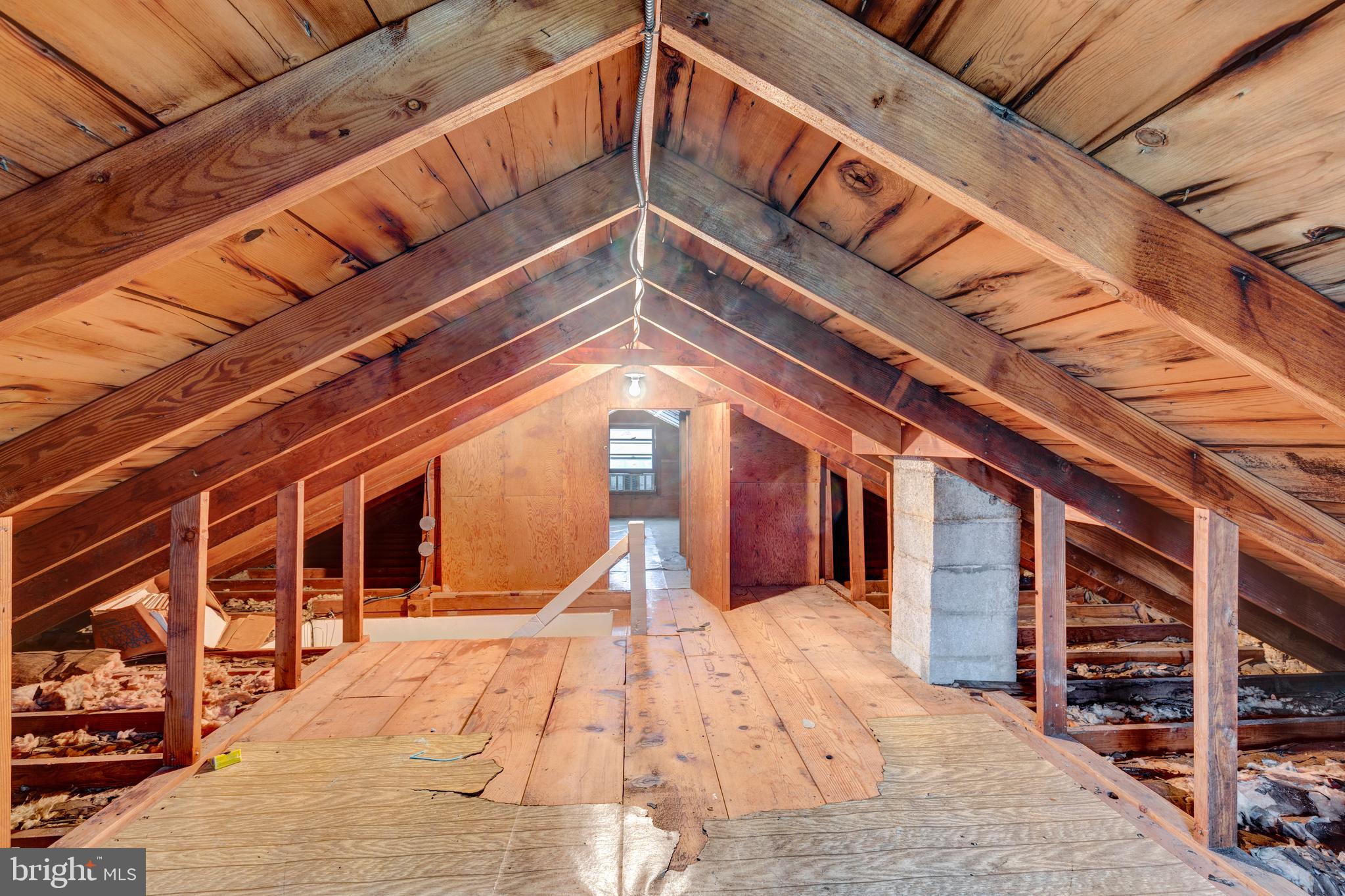 HAMPSTEAD - Residential