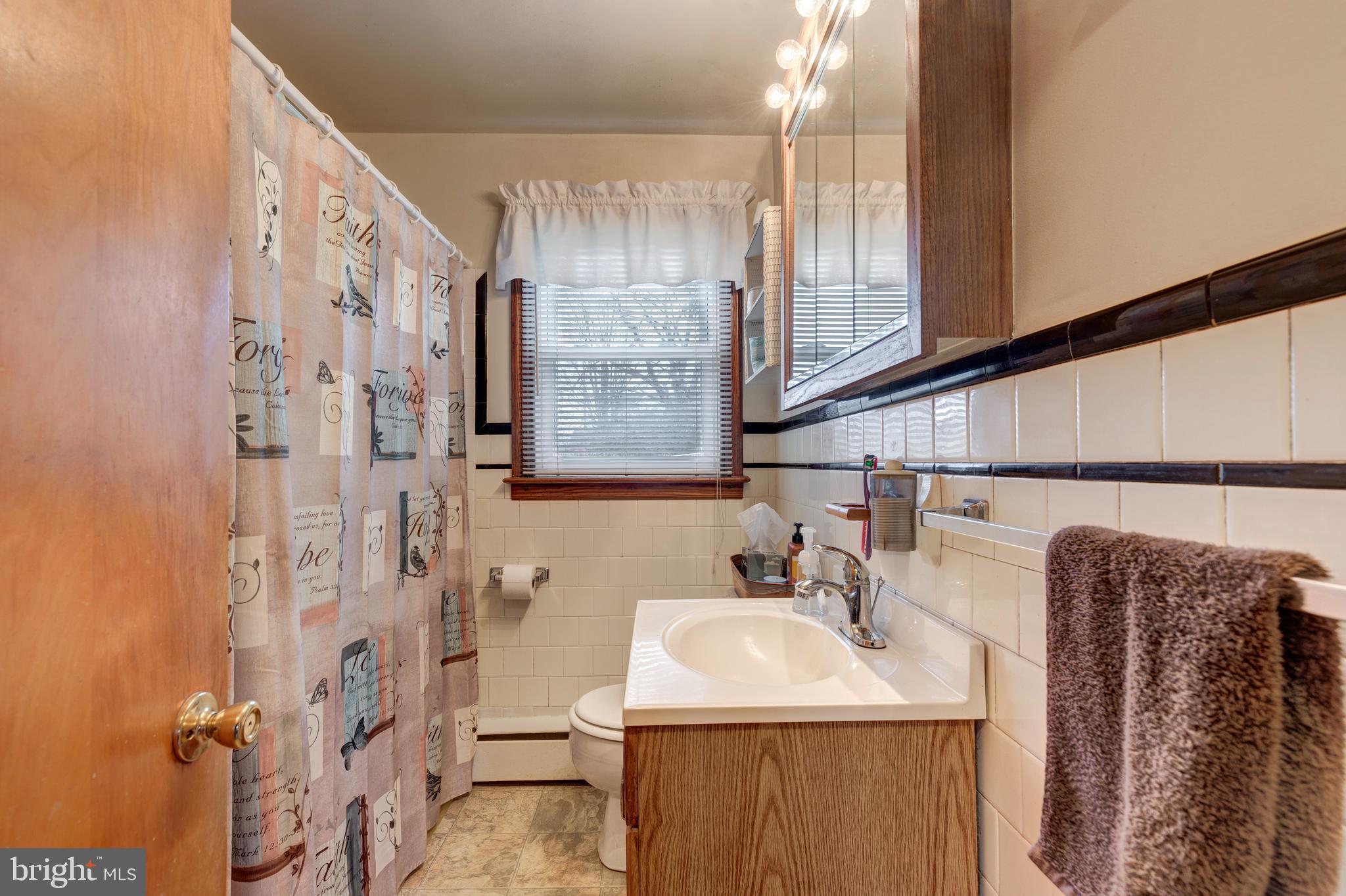 HAMPSTEAD - Residential