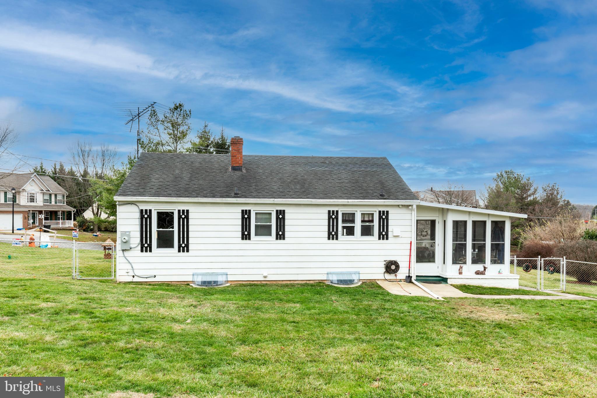 HAMPSTEAD - Residential