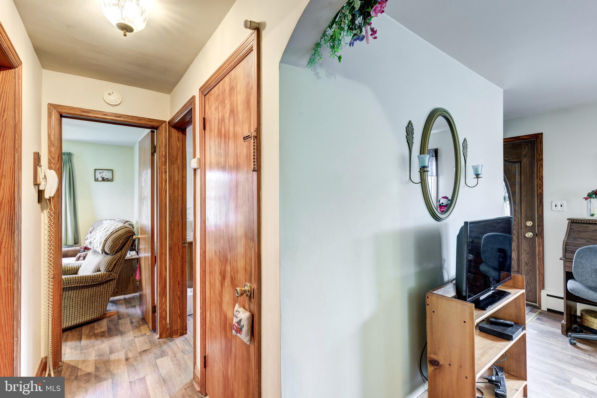 HAMPSTEAD - Residential