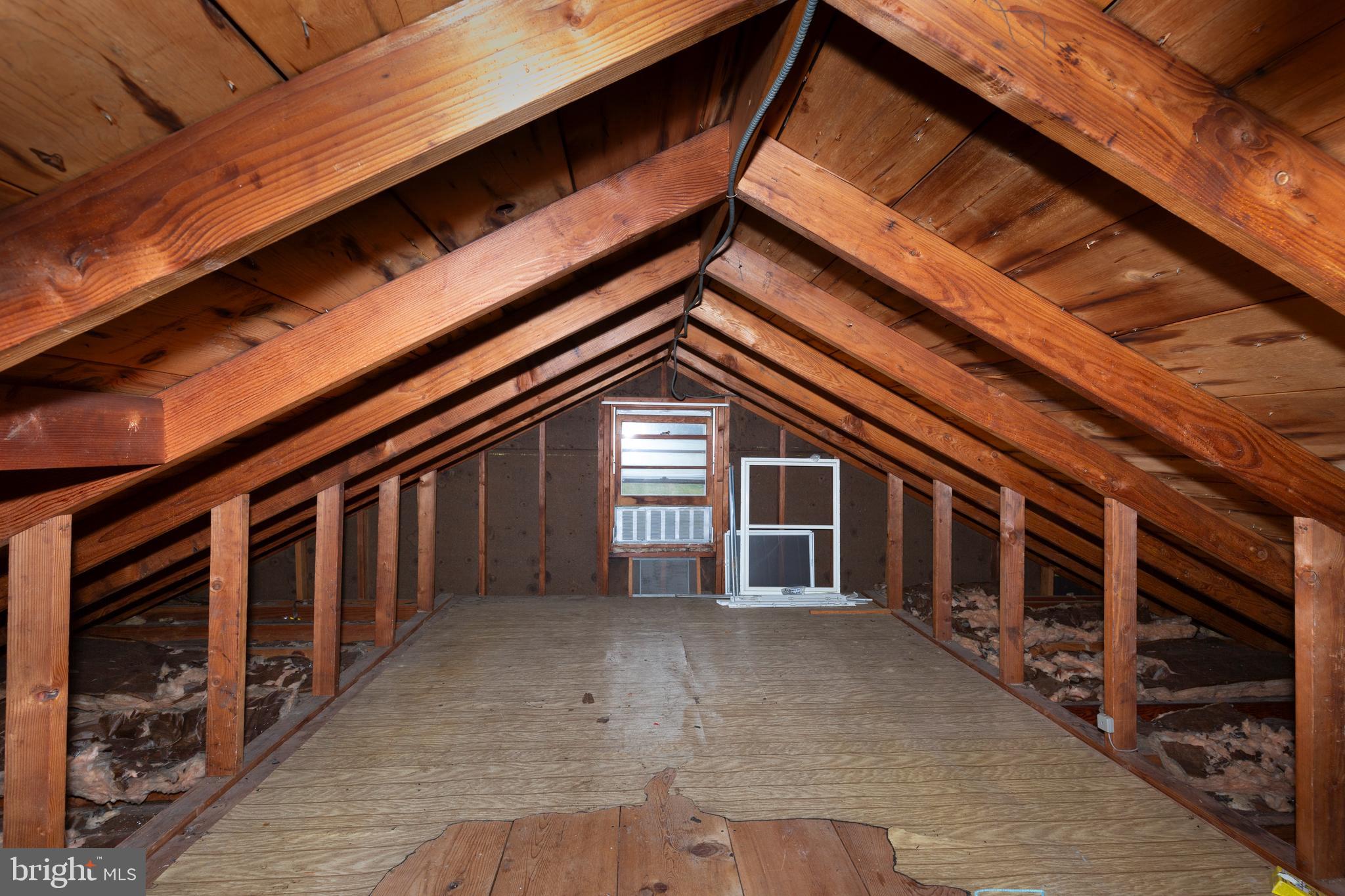 HAMPSTEAD - Residential