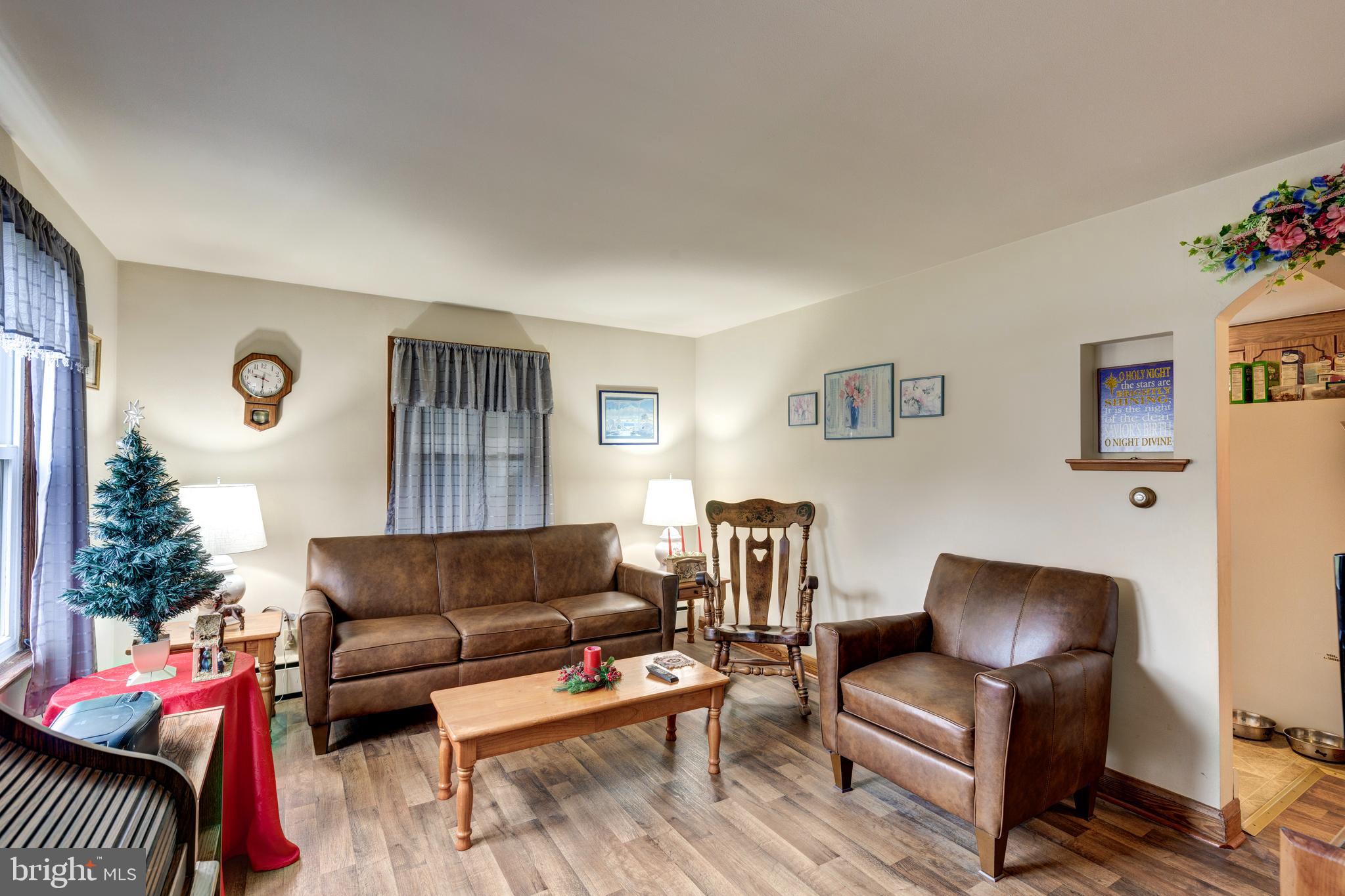 HAMPSTEAD - Residential