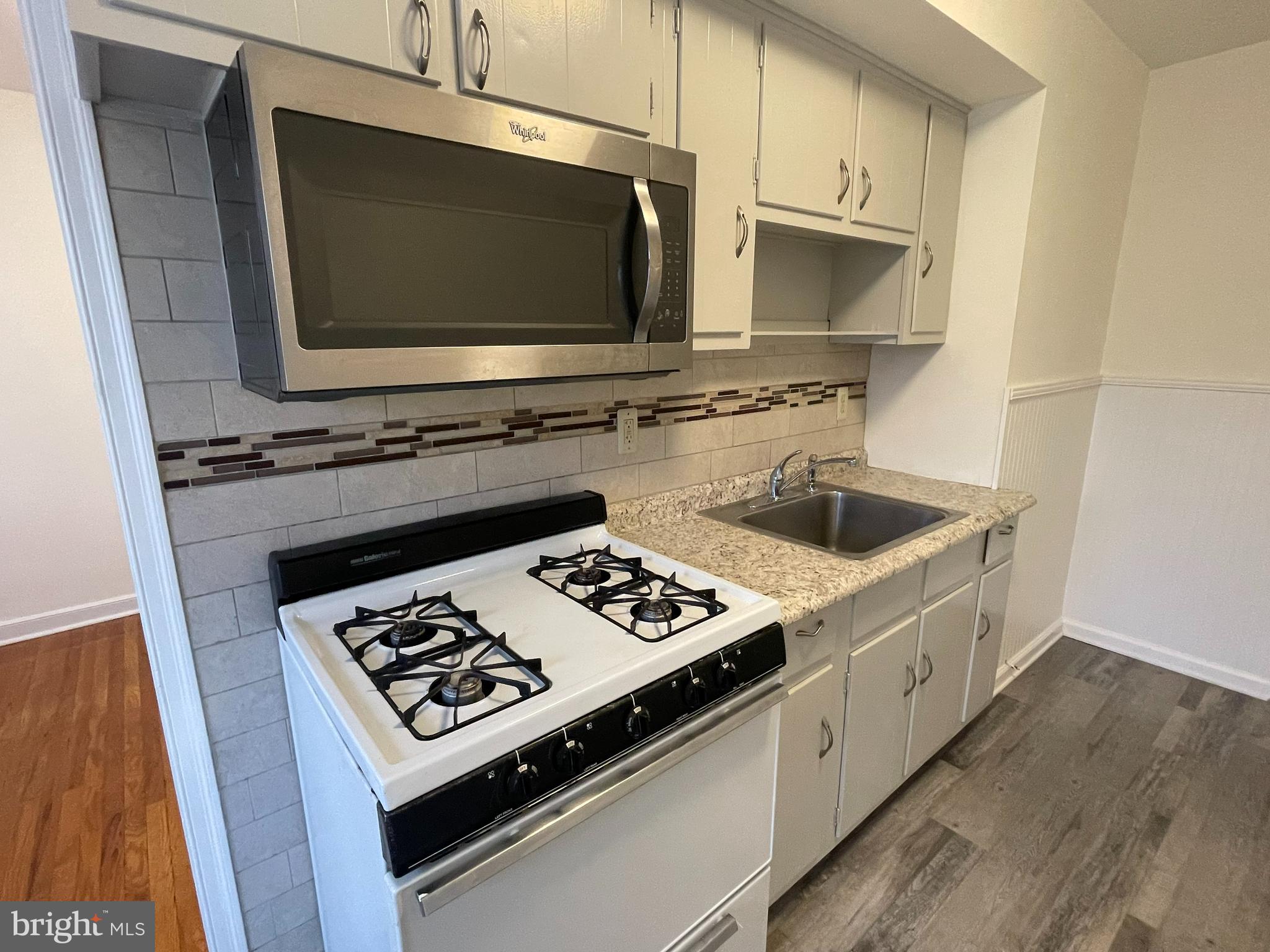 MAYFAIR (WEST) - Residential Lease