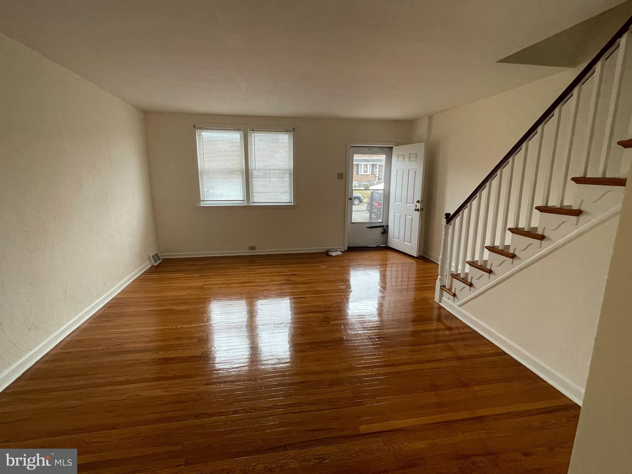 MAYFAIR (WEST) - Residential Lease