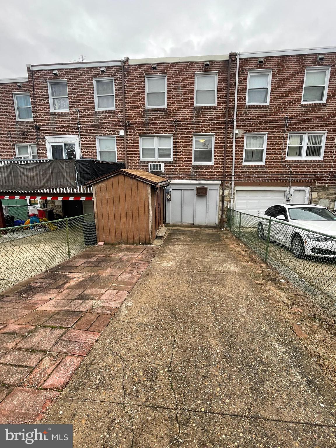 MAYFAIR (WEST) - Residential Lease