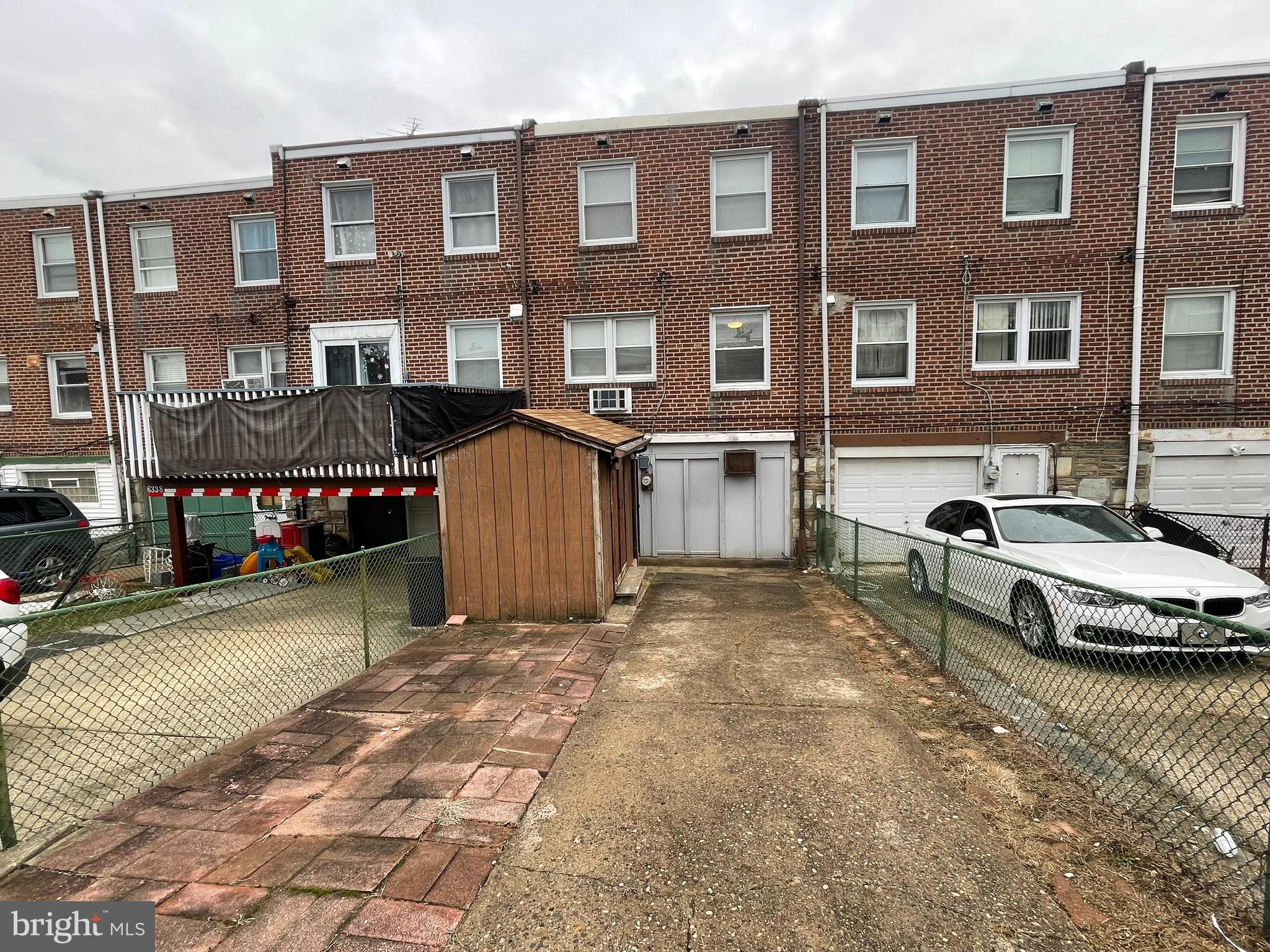 MAYFAIR (WEST) - Residential Lease