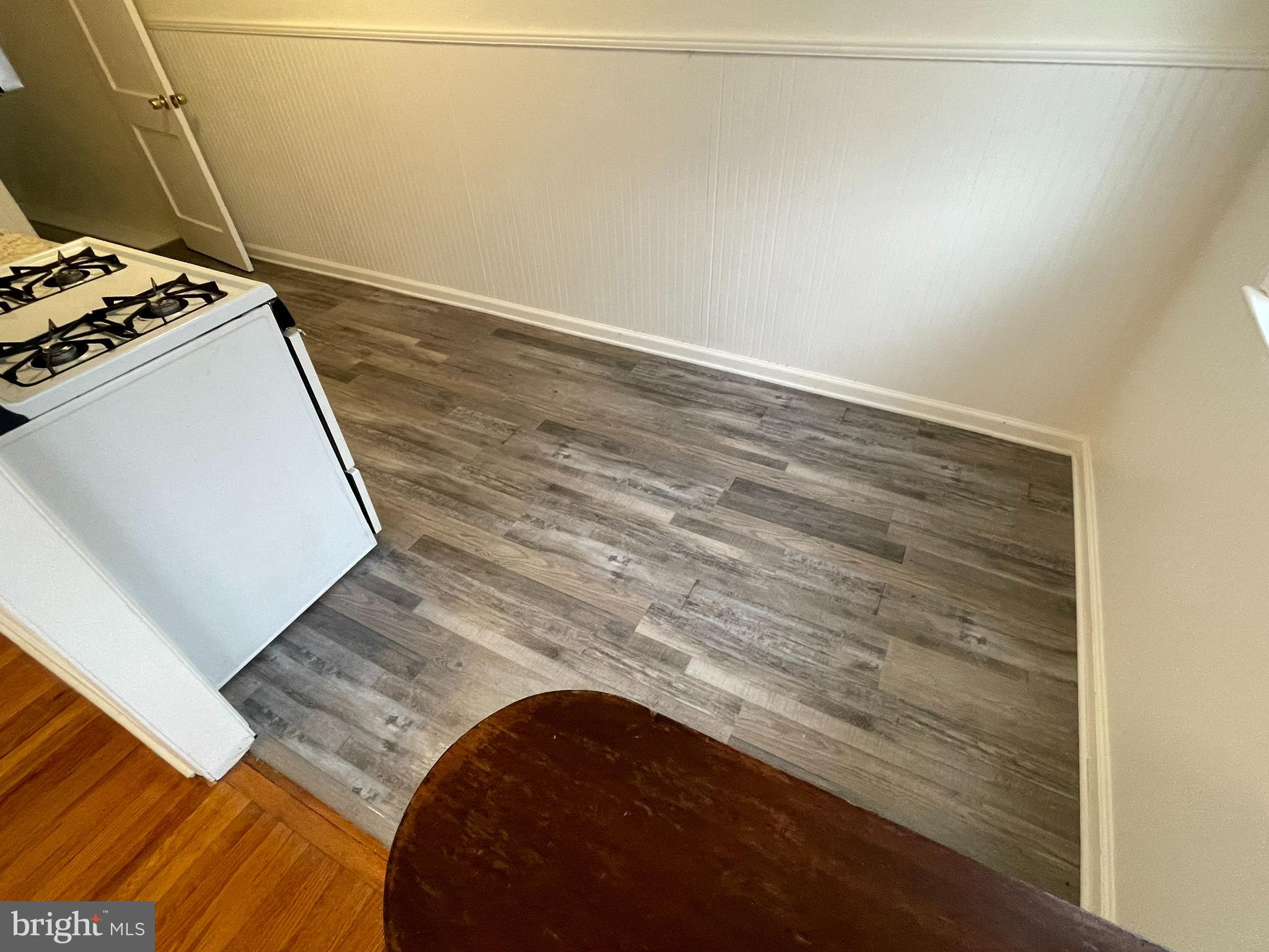 MAYFAIR (WEST) - Residential Lease