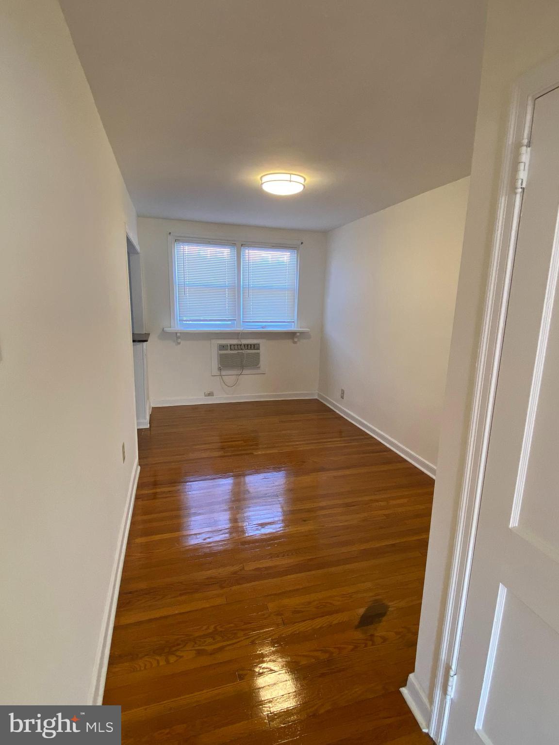 MAYFAIR (WEST) - Residential Lease