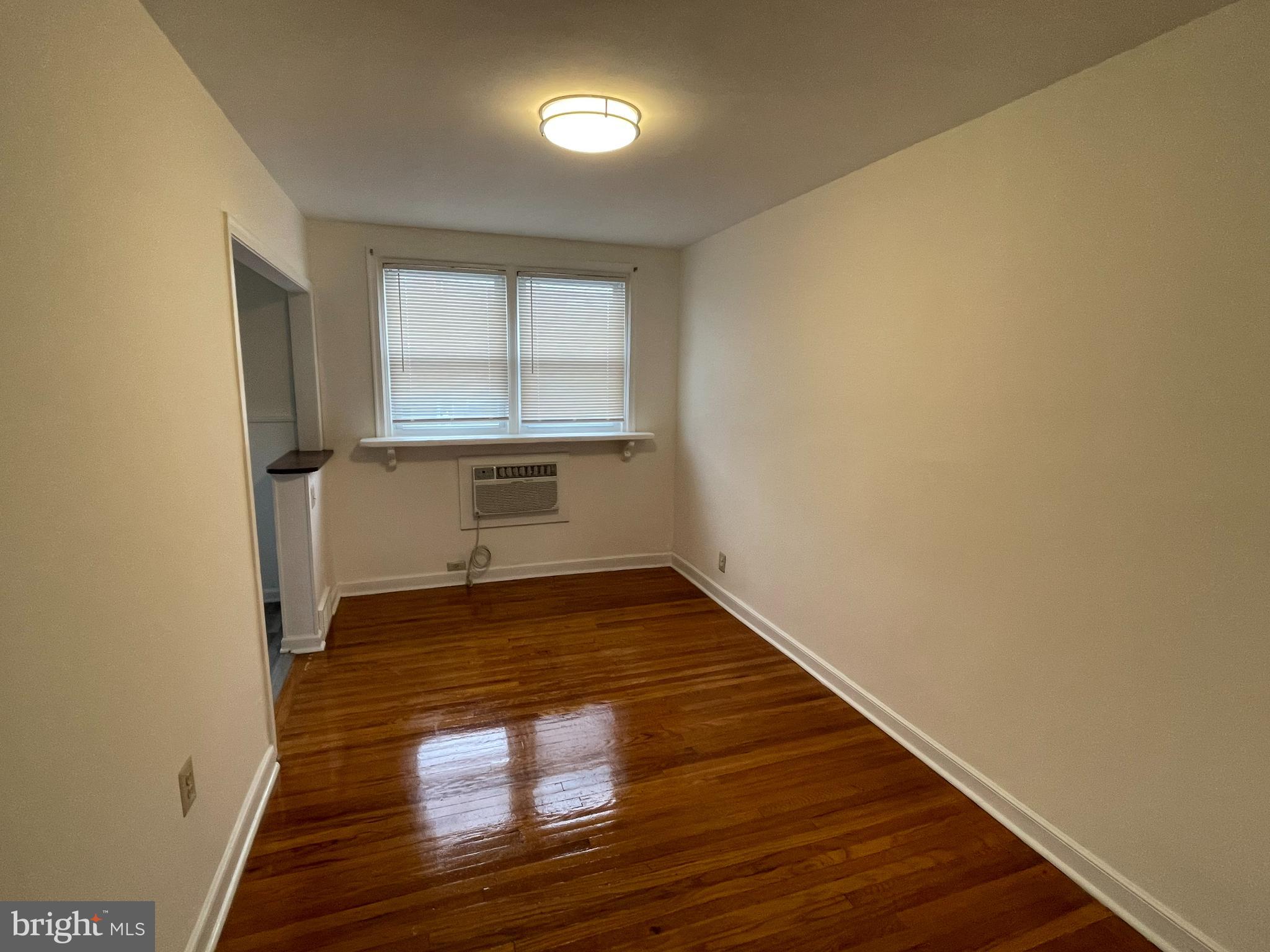 MAYFAIR (WEST) - Residential Lease
