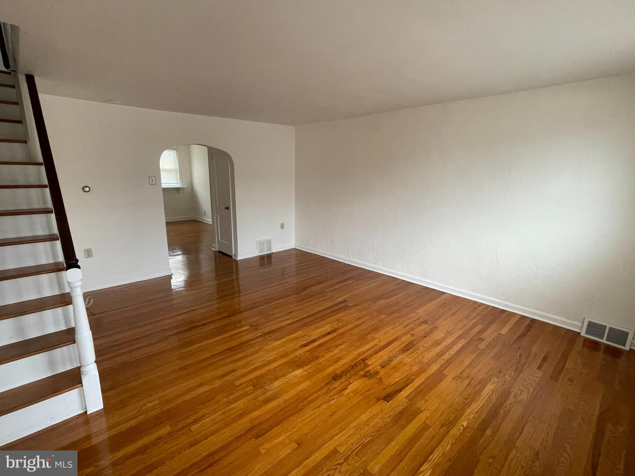 MAYFAIR (WEST) - Residential Lease