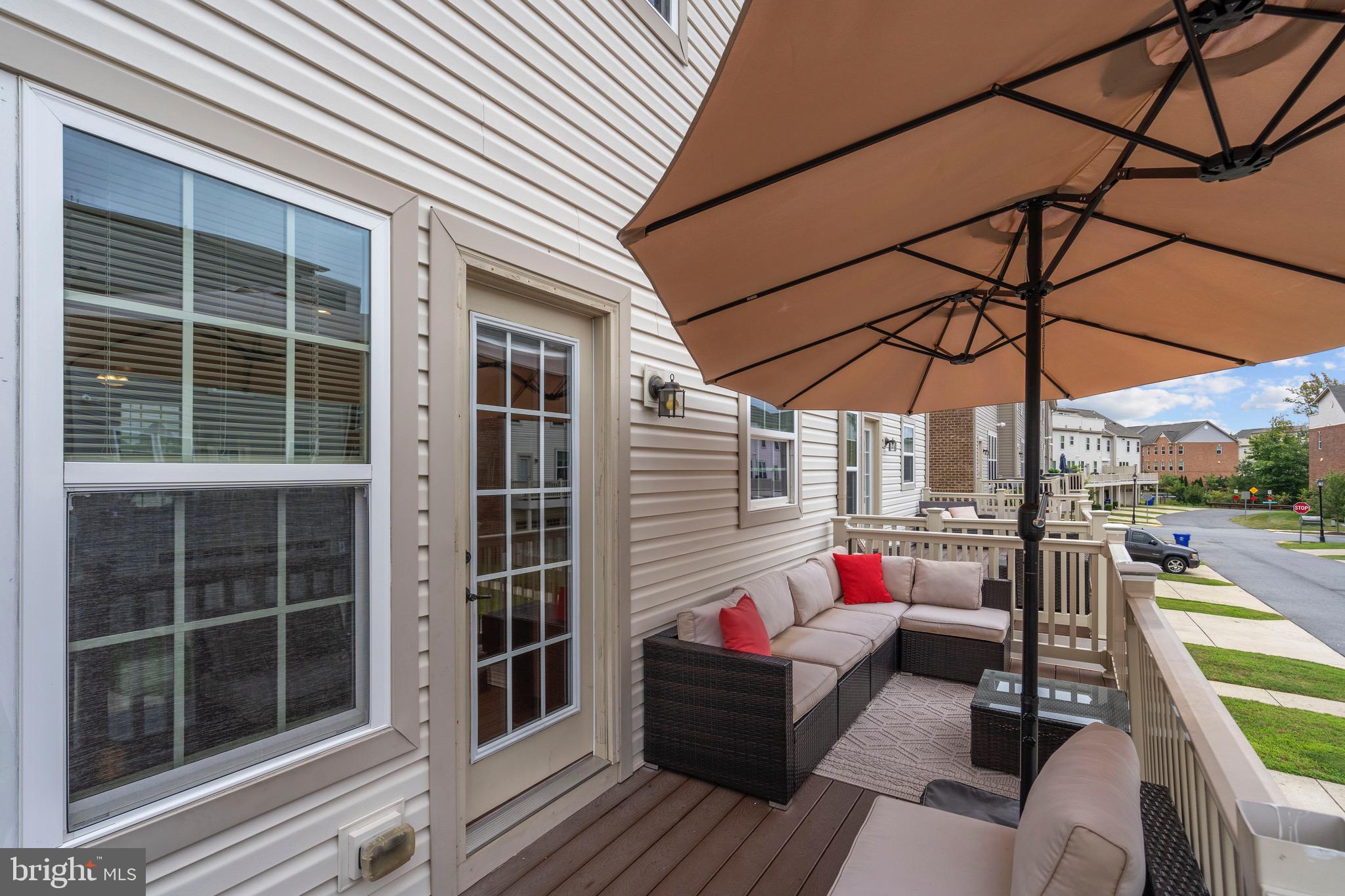 WESTCHESTER SQUARE - Residential