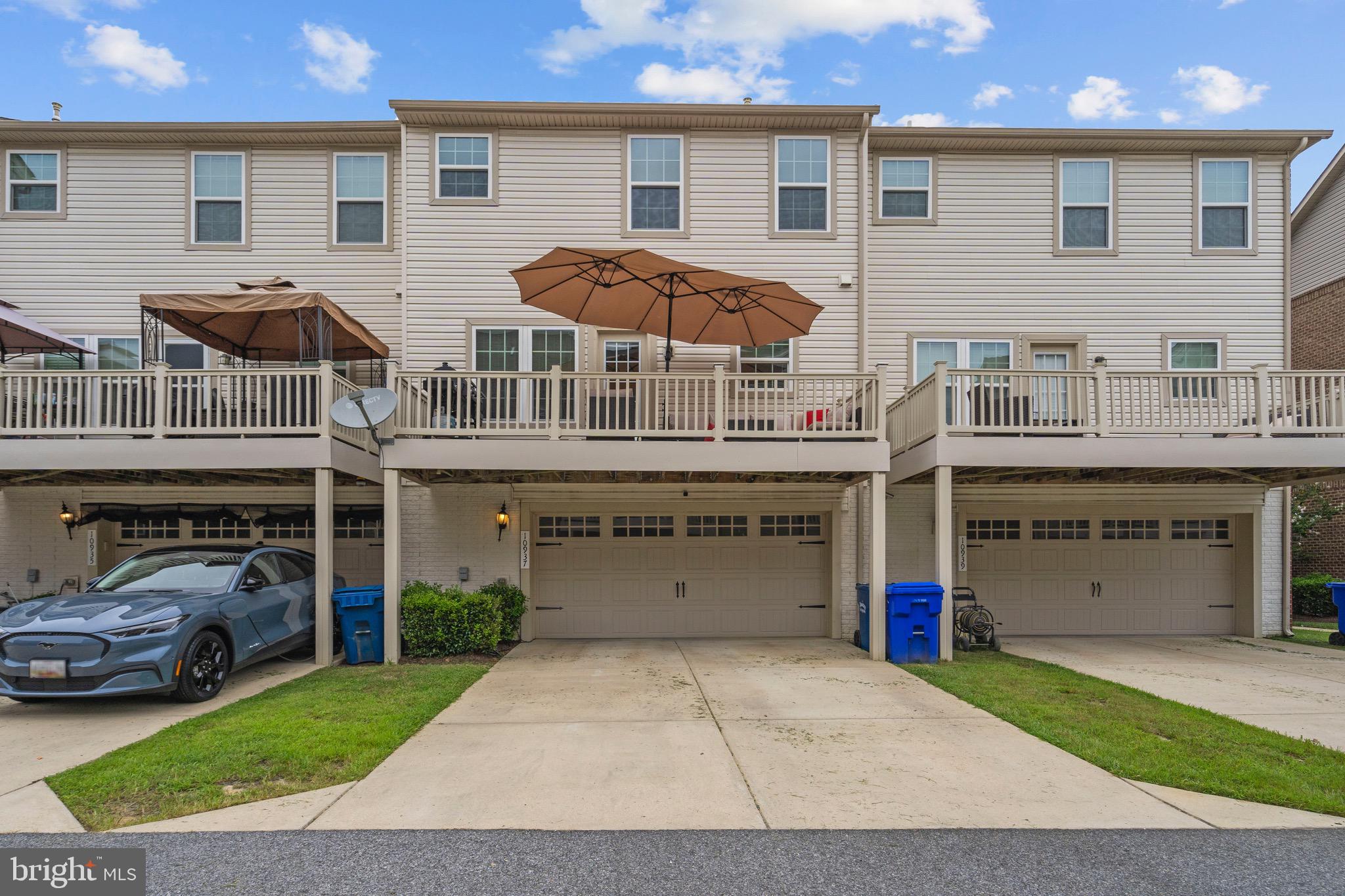 WESTCHESTER SQUARE - Residential