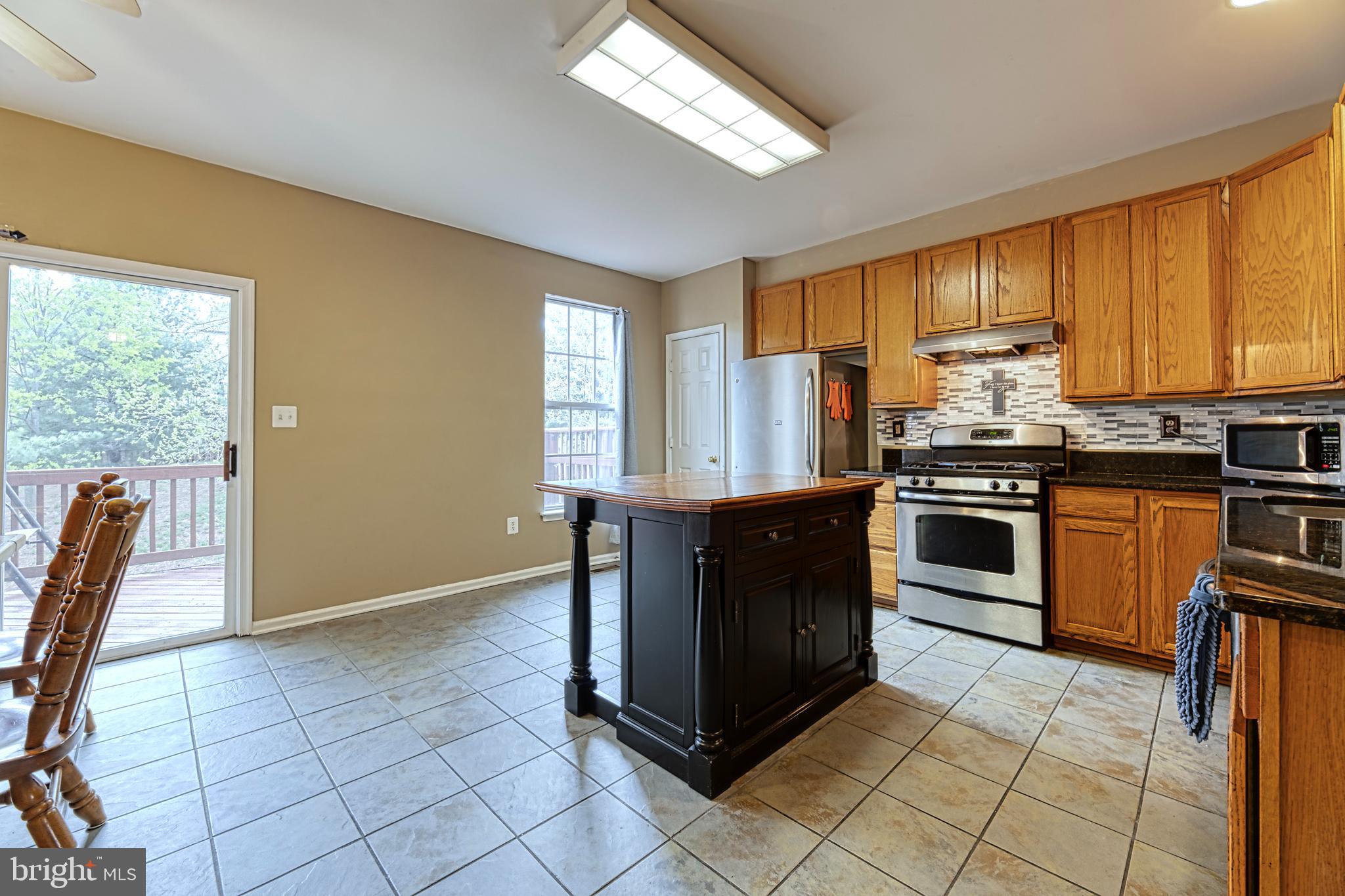 ASHBURN VILLAGE - Residential