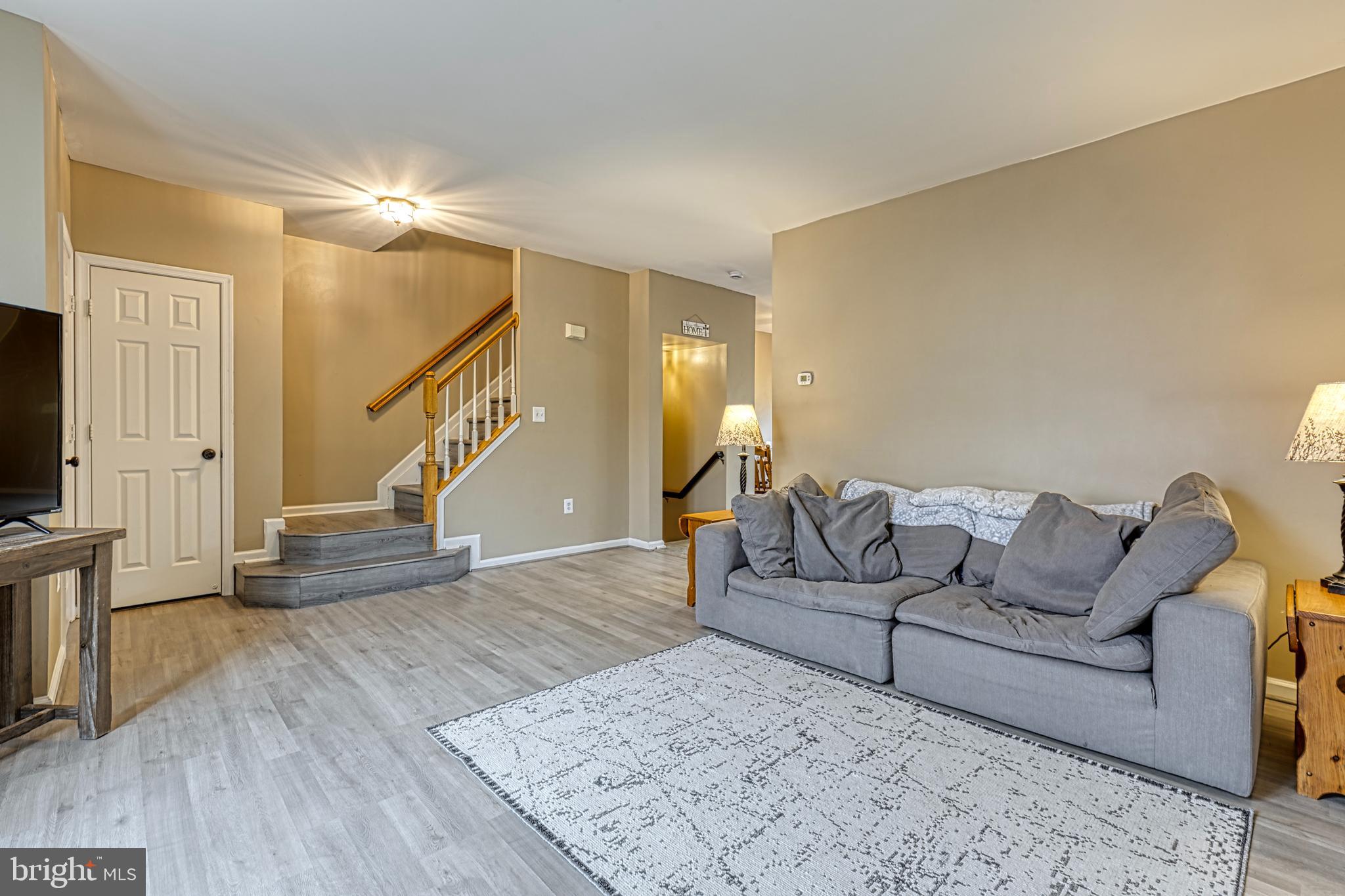 ASHBURN VILLAGE - Residential