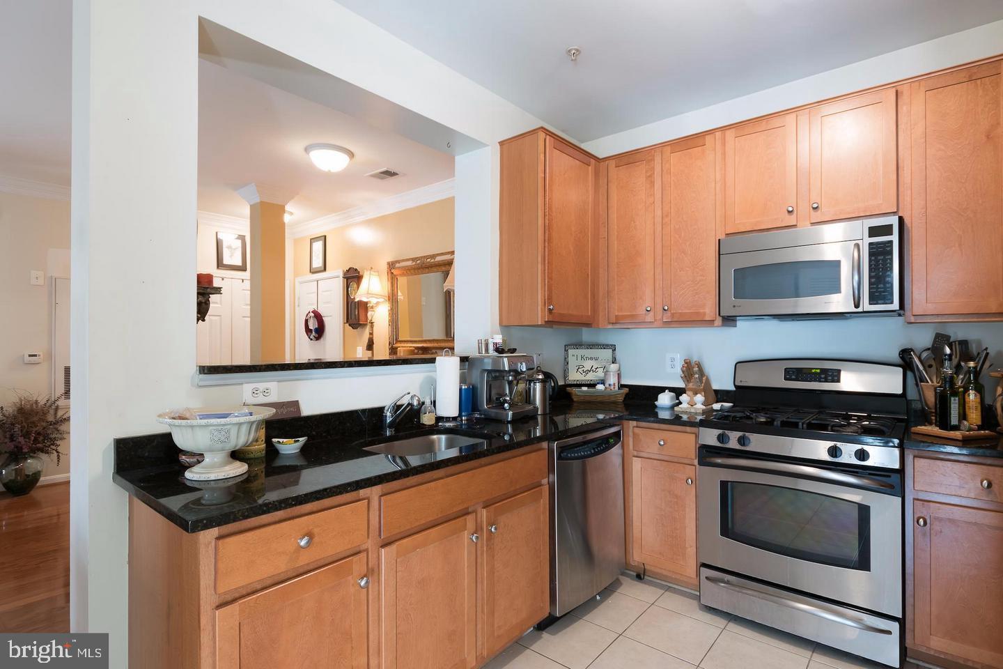 EXCHANGE AT VAN DORN - Residential Lease