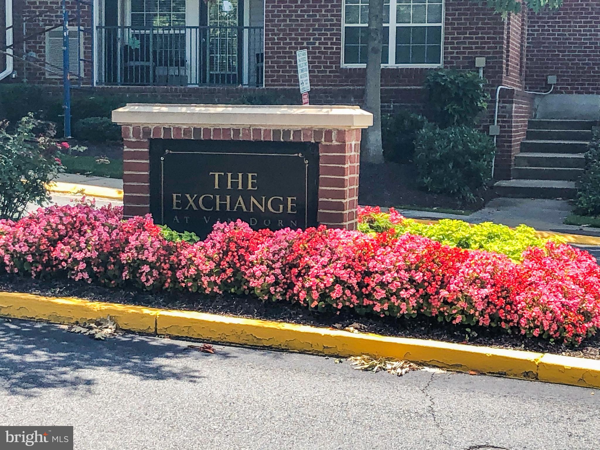 EXCHANGE AT VAN DORN - Residential Lease