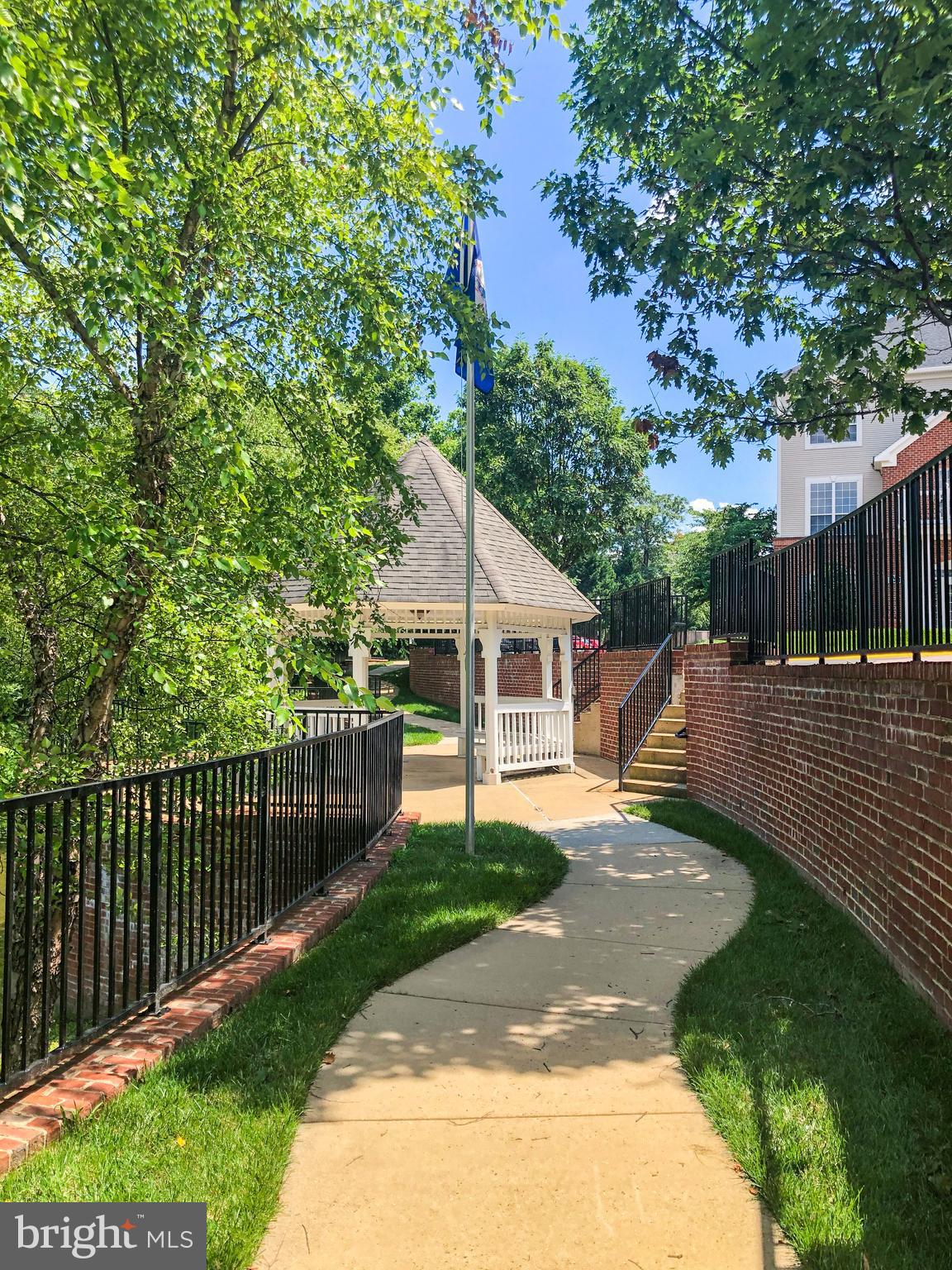 EXCHANGE AT VAN DORN - Residential Lease