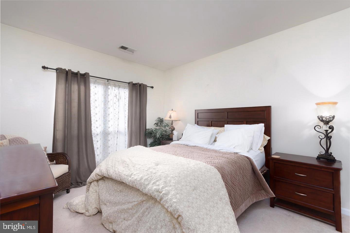 EXCHANGE AT VAN DORN - Residential Lease