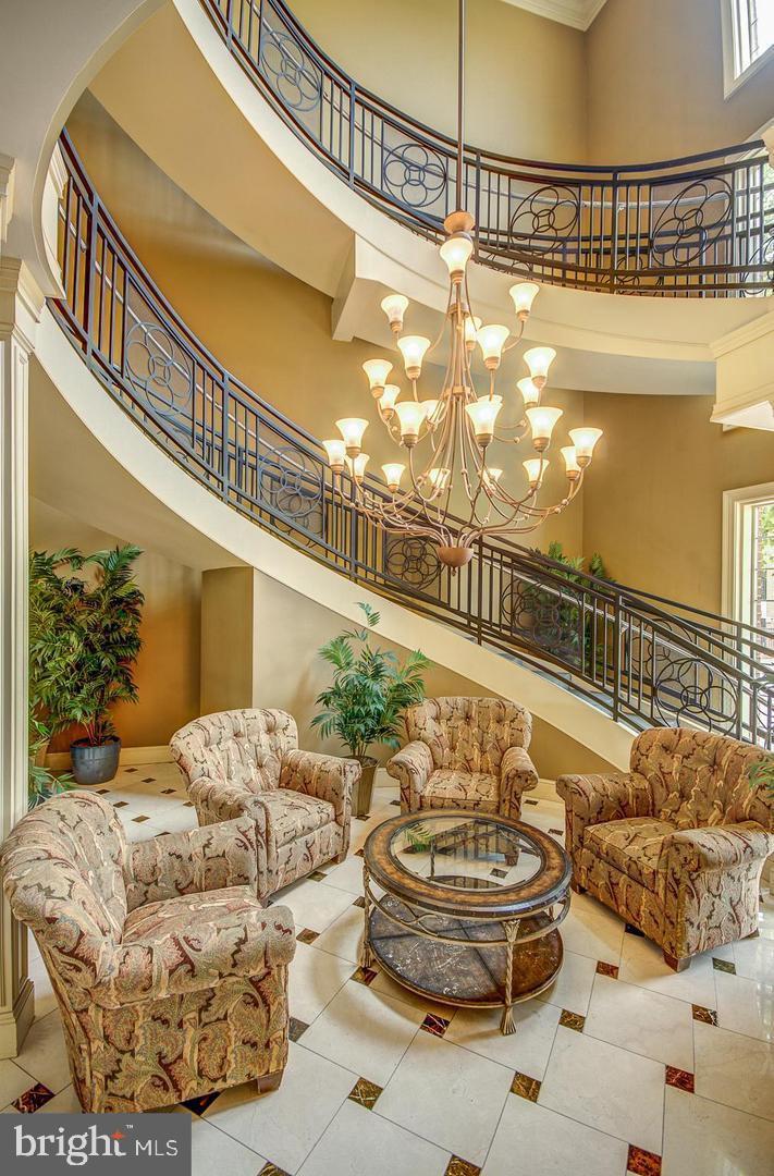 EXCHANGE AT VAN DORN - Residential Lease