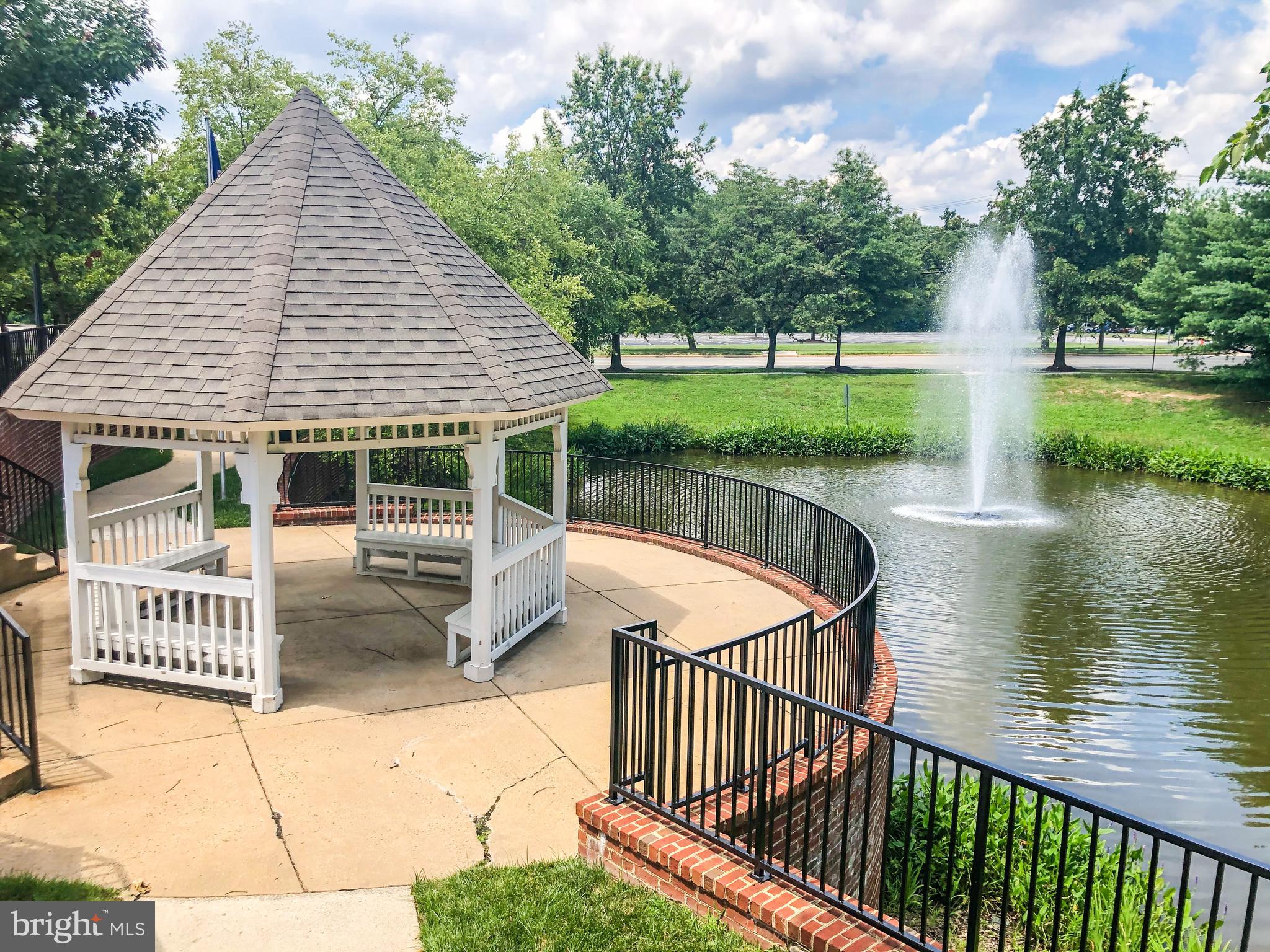 EXCHANGE AT VAN DORN - Residential Lease