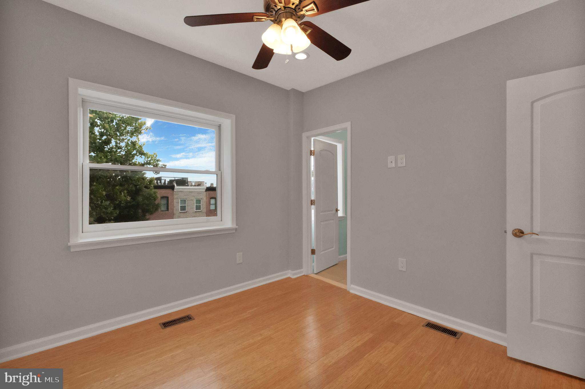 HIGHLANDTOWN - Residential